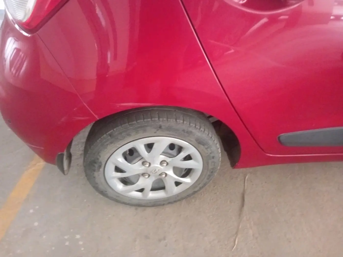 2017 Hyundai Grand i10 SPORTZ (O) 1.2 KAPPA VTVT, Petrol, Manual, 46,143 km, tyre