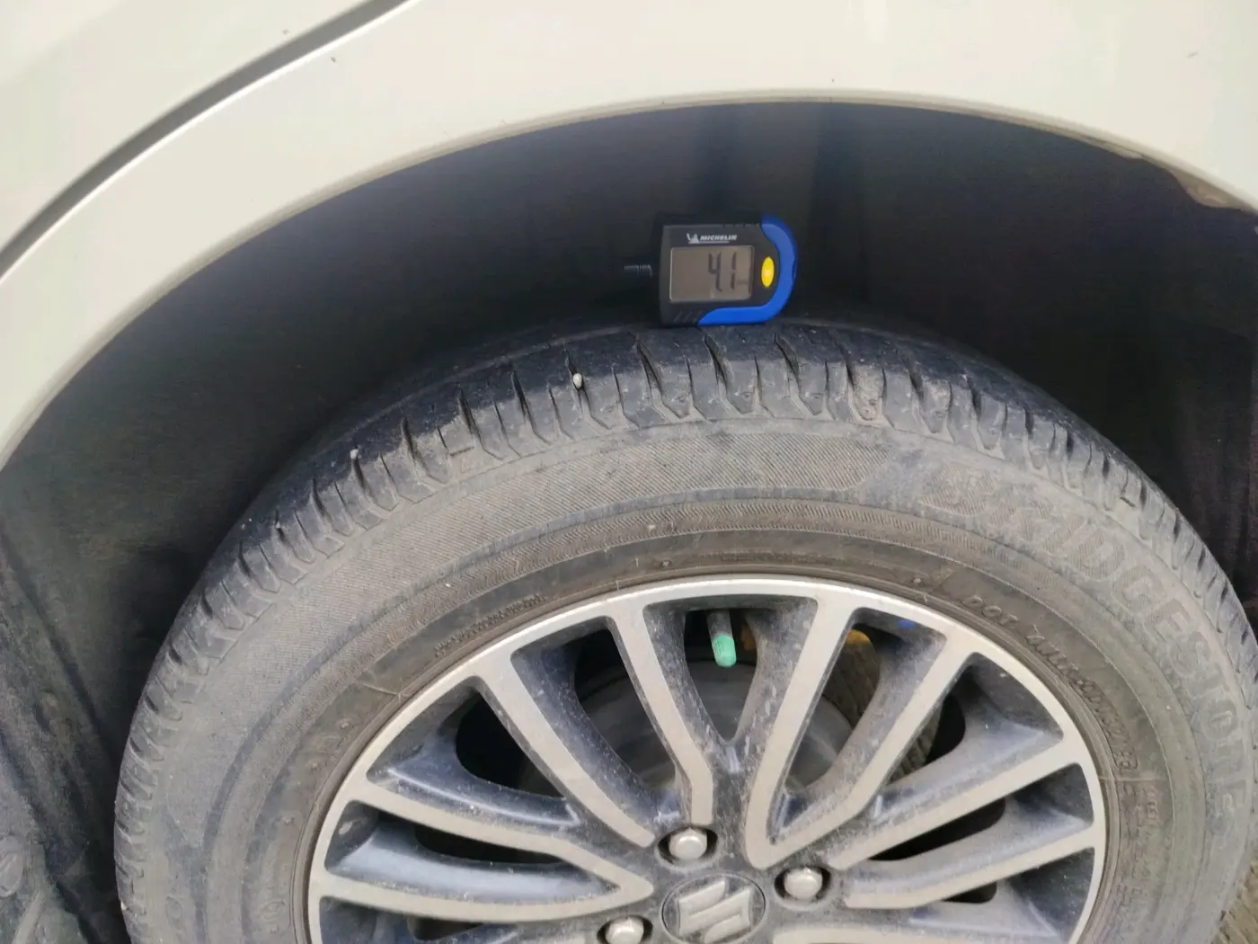 2019 Maruti Dzire ZXI PLUS AMT, Petrol, Automatic, 4,12,111 km, tyre