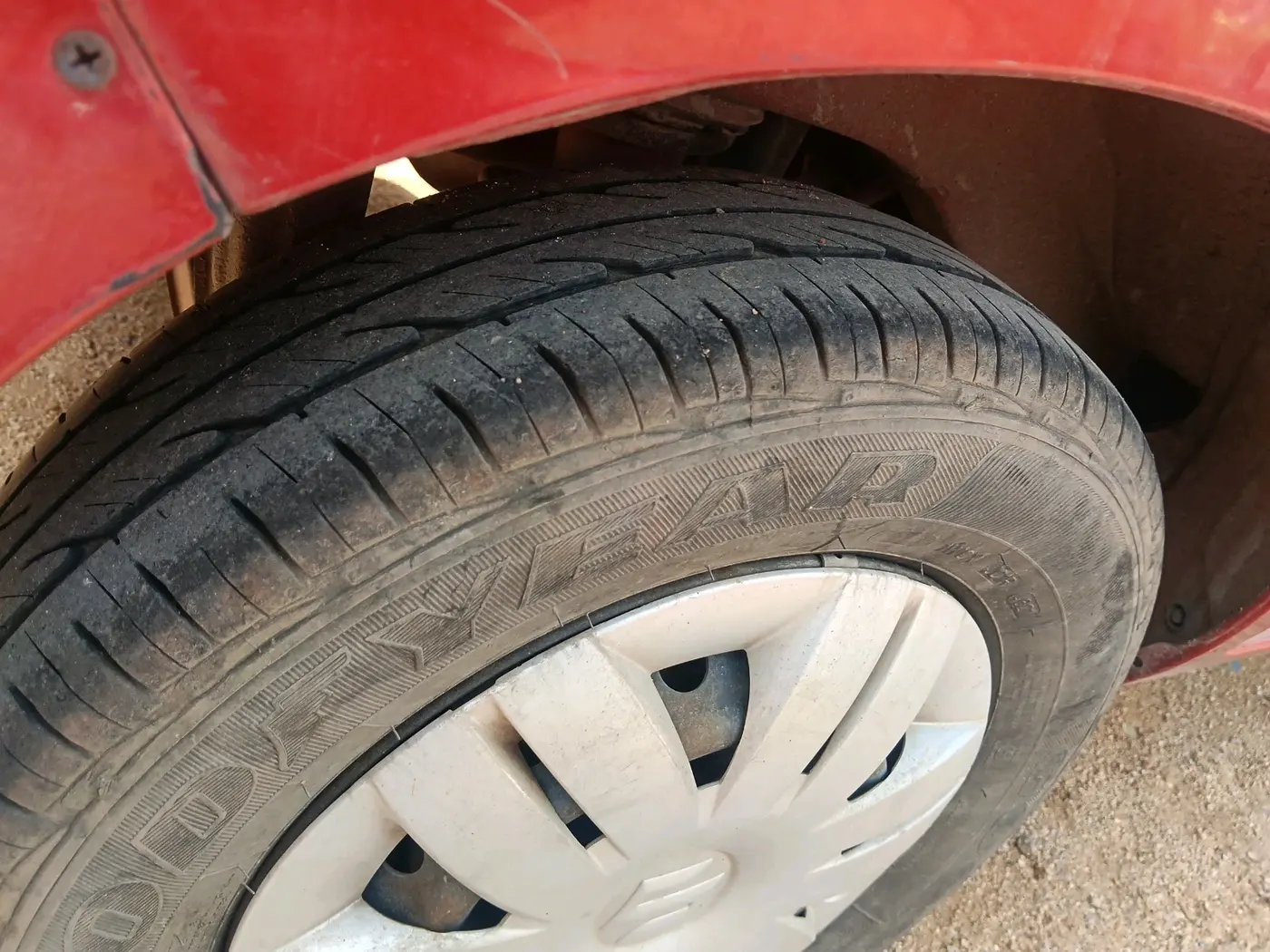 2015 Maruti Alto 800 LXI, Petrol, Manual, 69,070 km, tyre