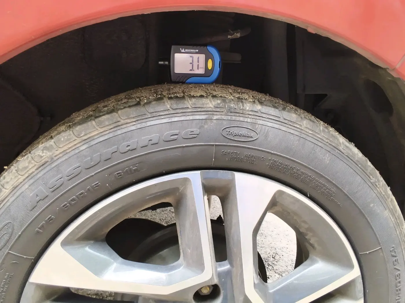 2023 Tata Tiago XZ PLUS PETROL, Petrol, Manual, 70,445 km, tyre
