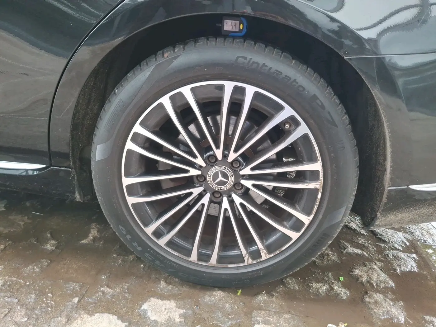 2022 Mercedes Benz S Class S450 4MATIC, Hybrid, Automatic, 19,416 km, tyre