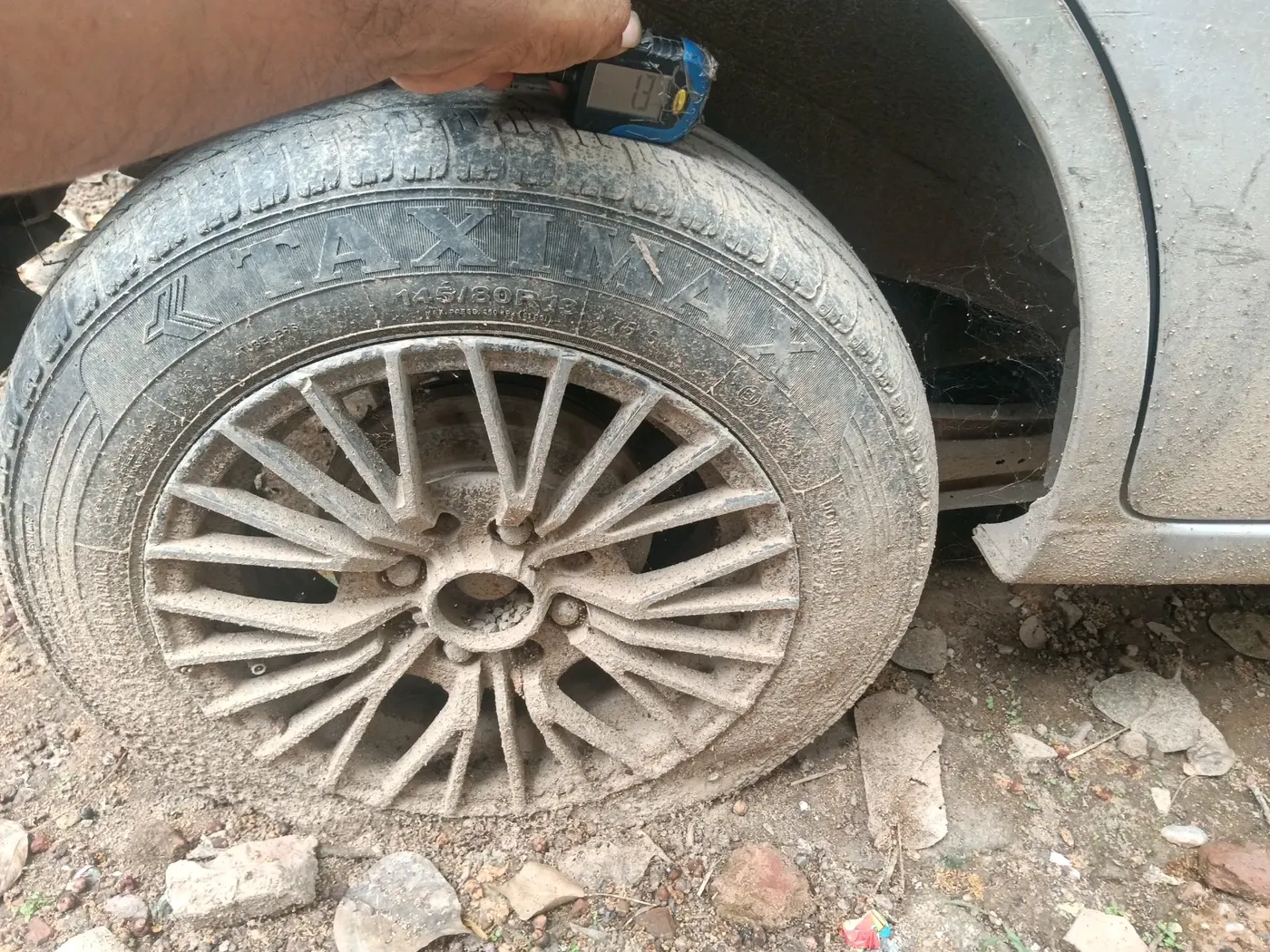 2014 Maruti Wagon R 1.0 LXI, Petrol, Manual, 75,800 km, tyre
