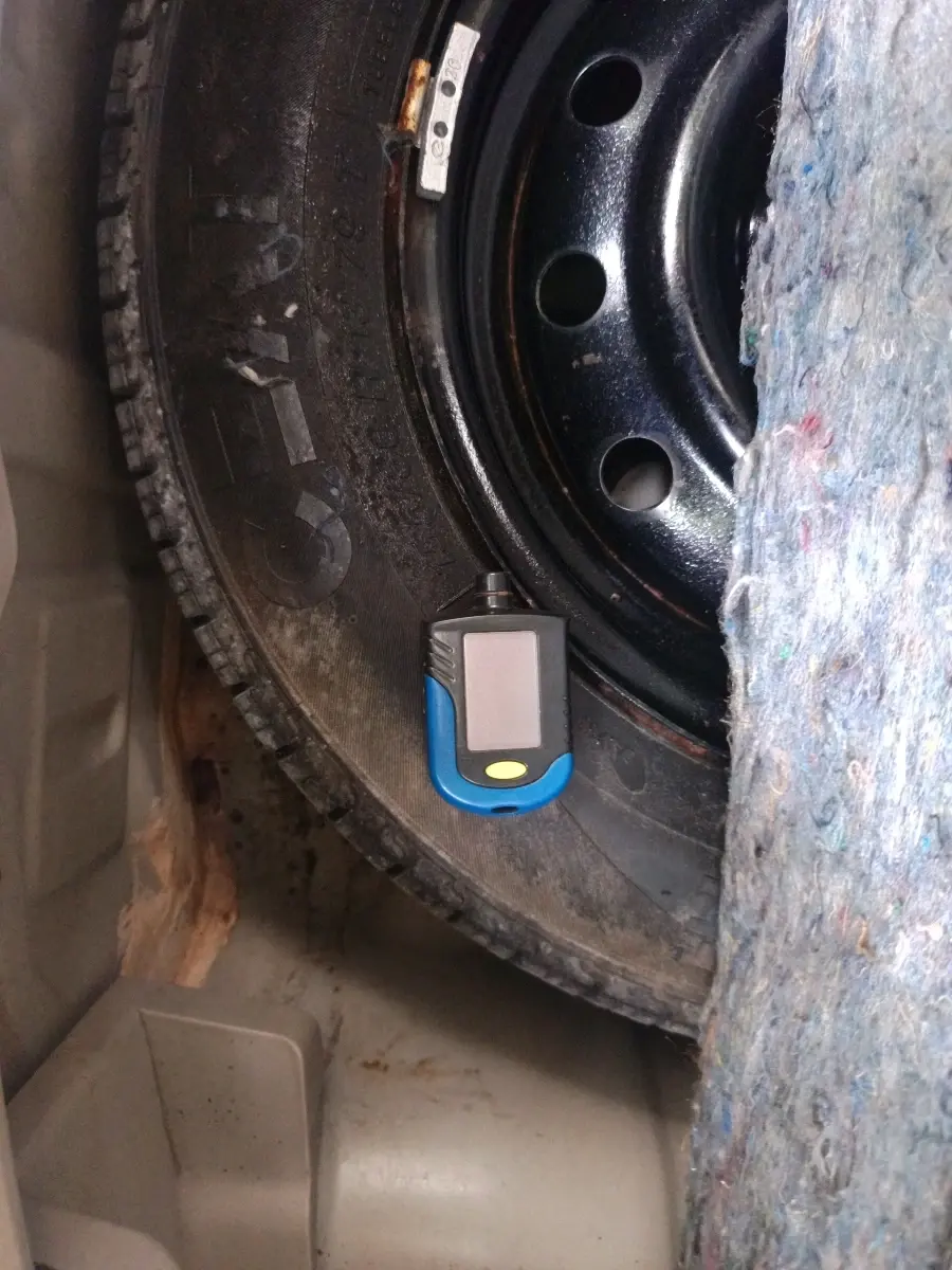 2012 Maruti A Star VXI (ABS) AT, Petrol, Automatic, 45,192 km, tyre