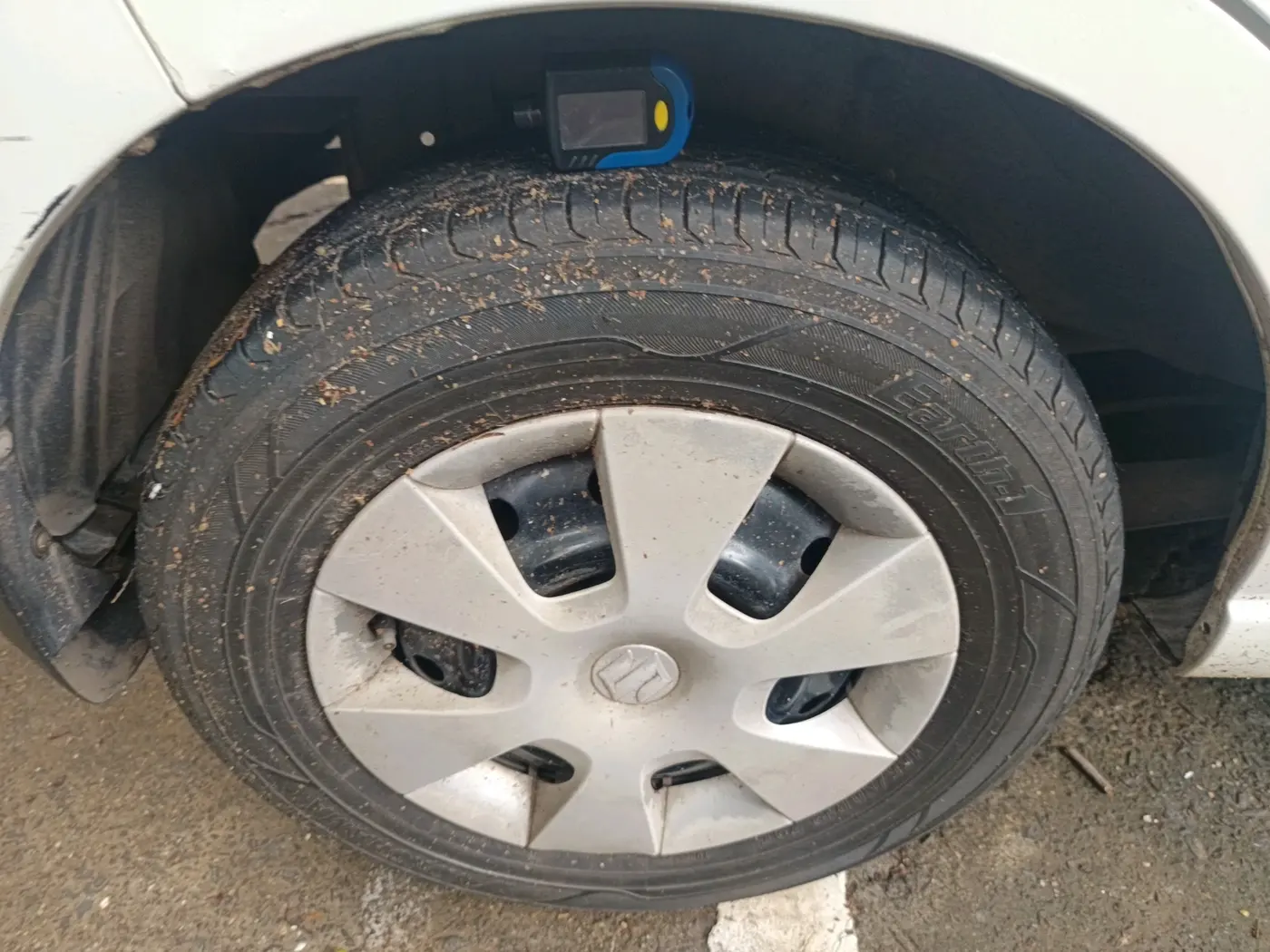 2012 Maruti A Star VXI (ABS) AT, Petrol, Automatic, 45,192 km, tyre