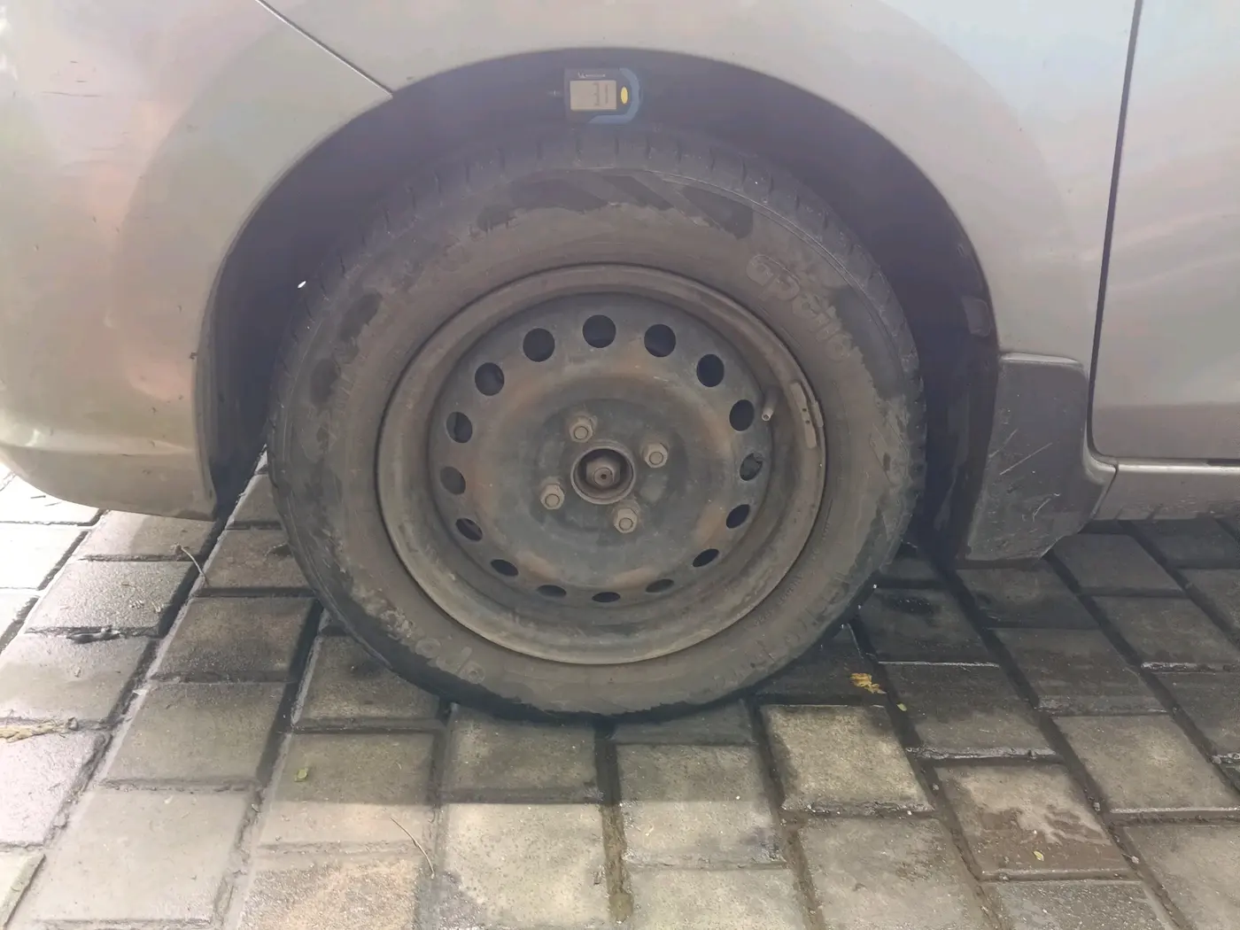 2018 Maruti Celerio VXI CNG, CNG, Manual, 1,21,400 km, tyre