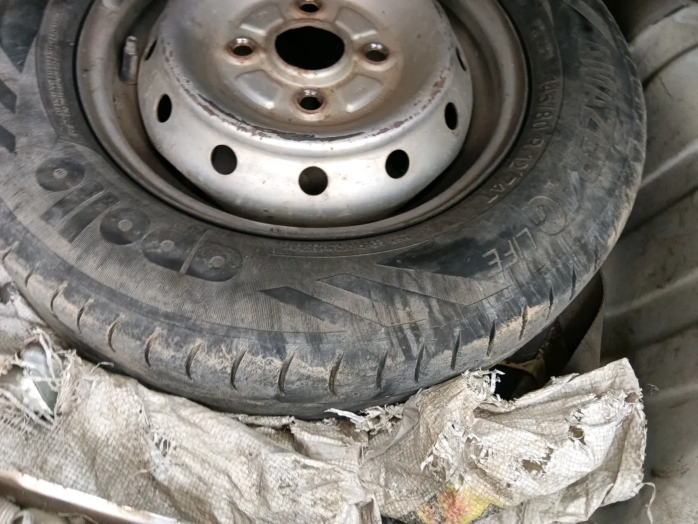 2011 Maruti Alto LXI, Petrol, Manual, 64,009 km, tyre