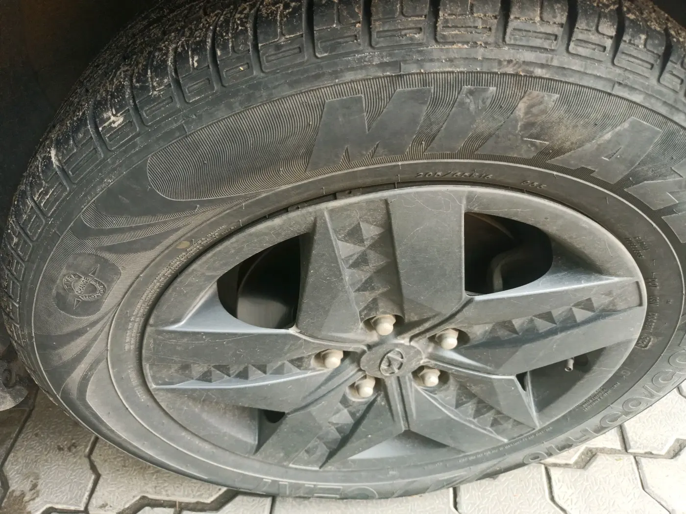2022 Hyundai Creta S IMT 1.5 PETROL, Petrol, Manual, 1,28,733 km, tyre