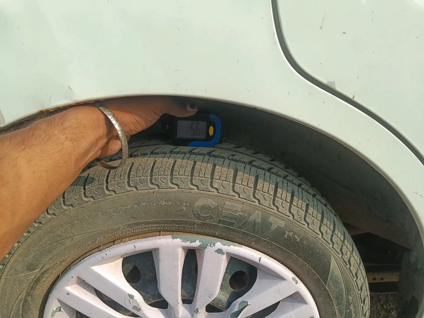 2018 Maruti Wagon R 1.0 VXI, CNG, Manual, 63,445 km, tyre
