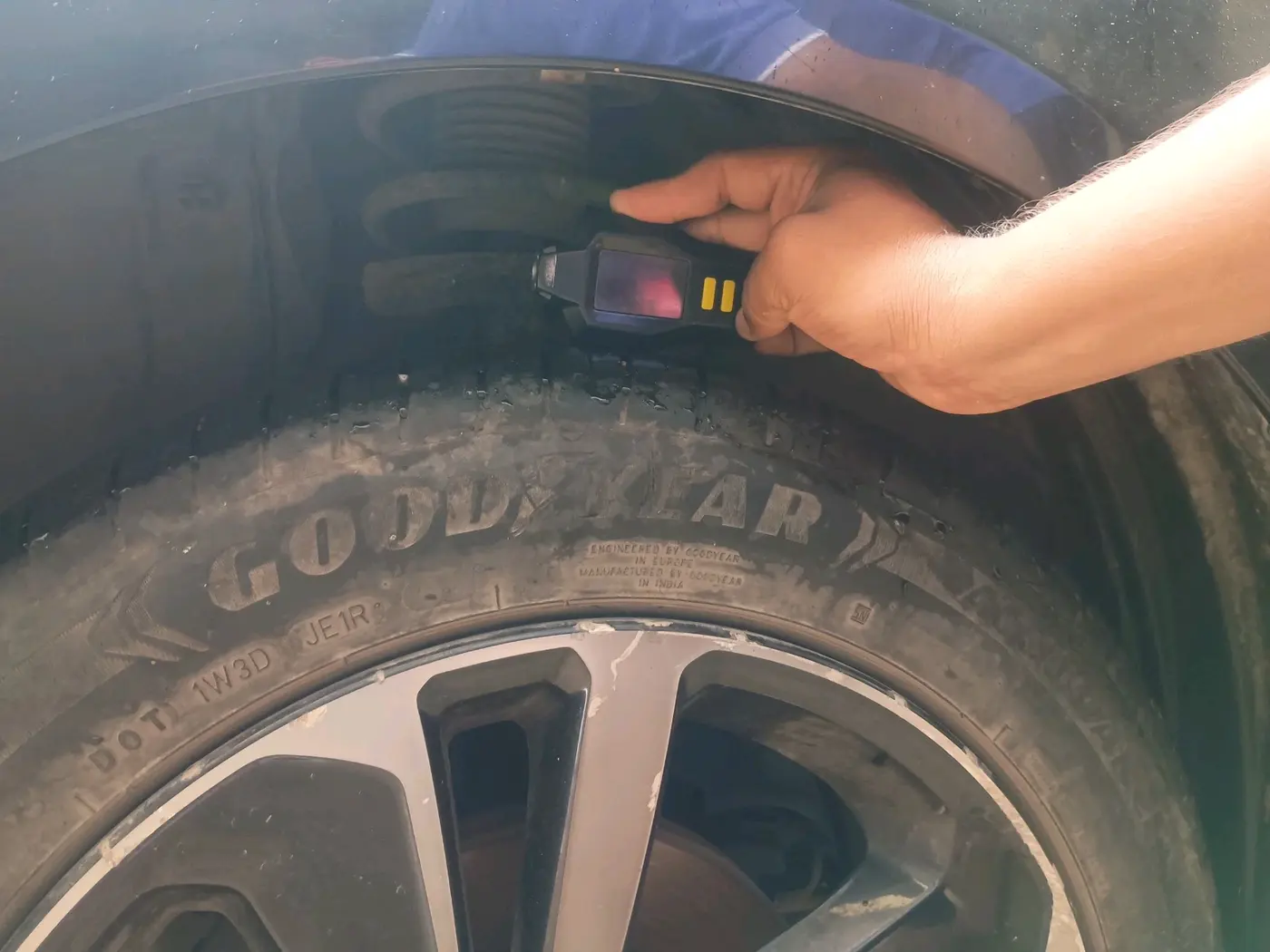2022 Tata ALTROZ XZA PLUS DARK EDTION, Petrol, Automatic, 20,739 km, tyre