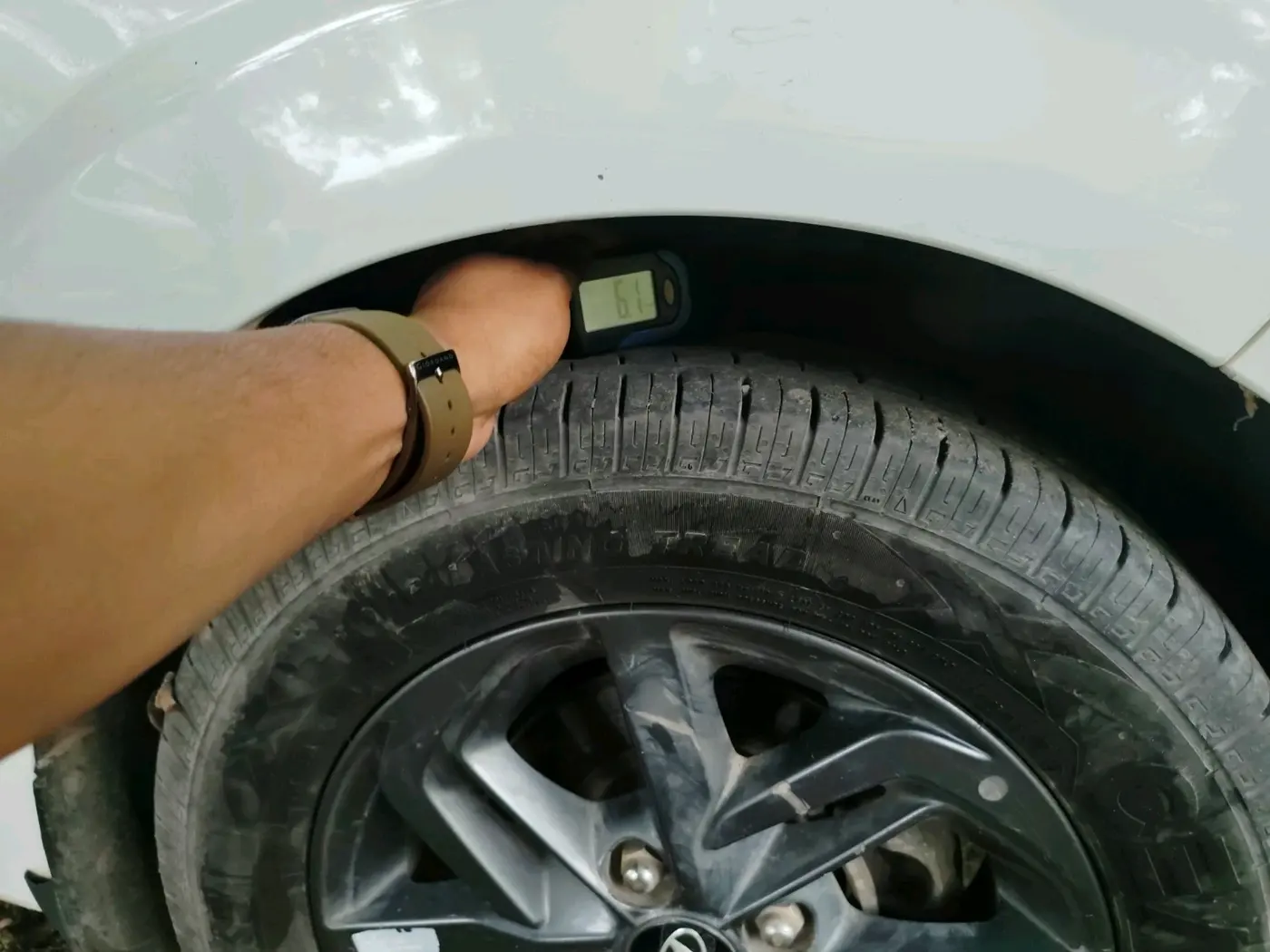 2022 Hyundai GRAND I10 NIOS SPORTZ 1.2 KAPPA VTVT CNG, CNG, Manual, 1,25,527 km, tyre