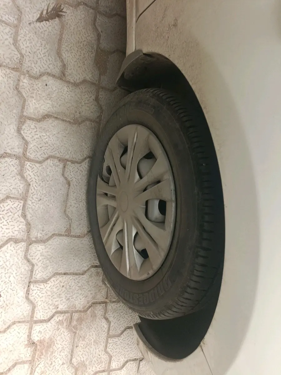 2023 Tata TIGOR XE PETROL, Petrol, Manual, 33,134 km, tyre