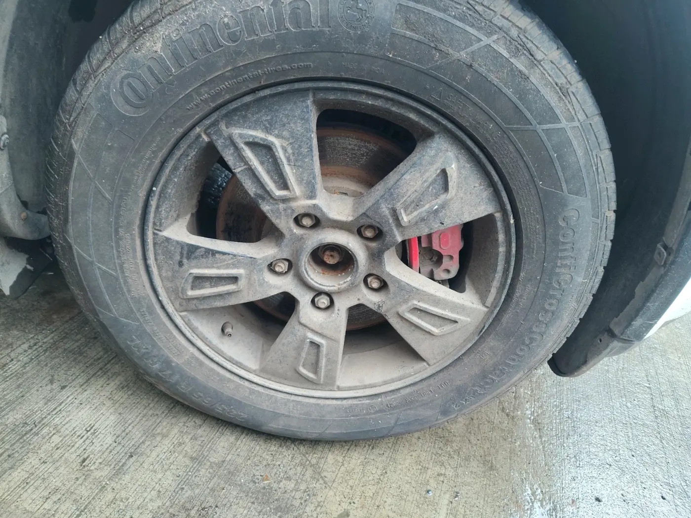 2012 Mahindra XUV500 W8, Diesel, Manual, 88,959 km, tyre