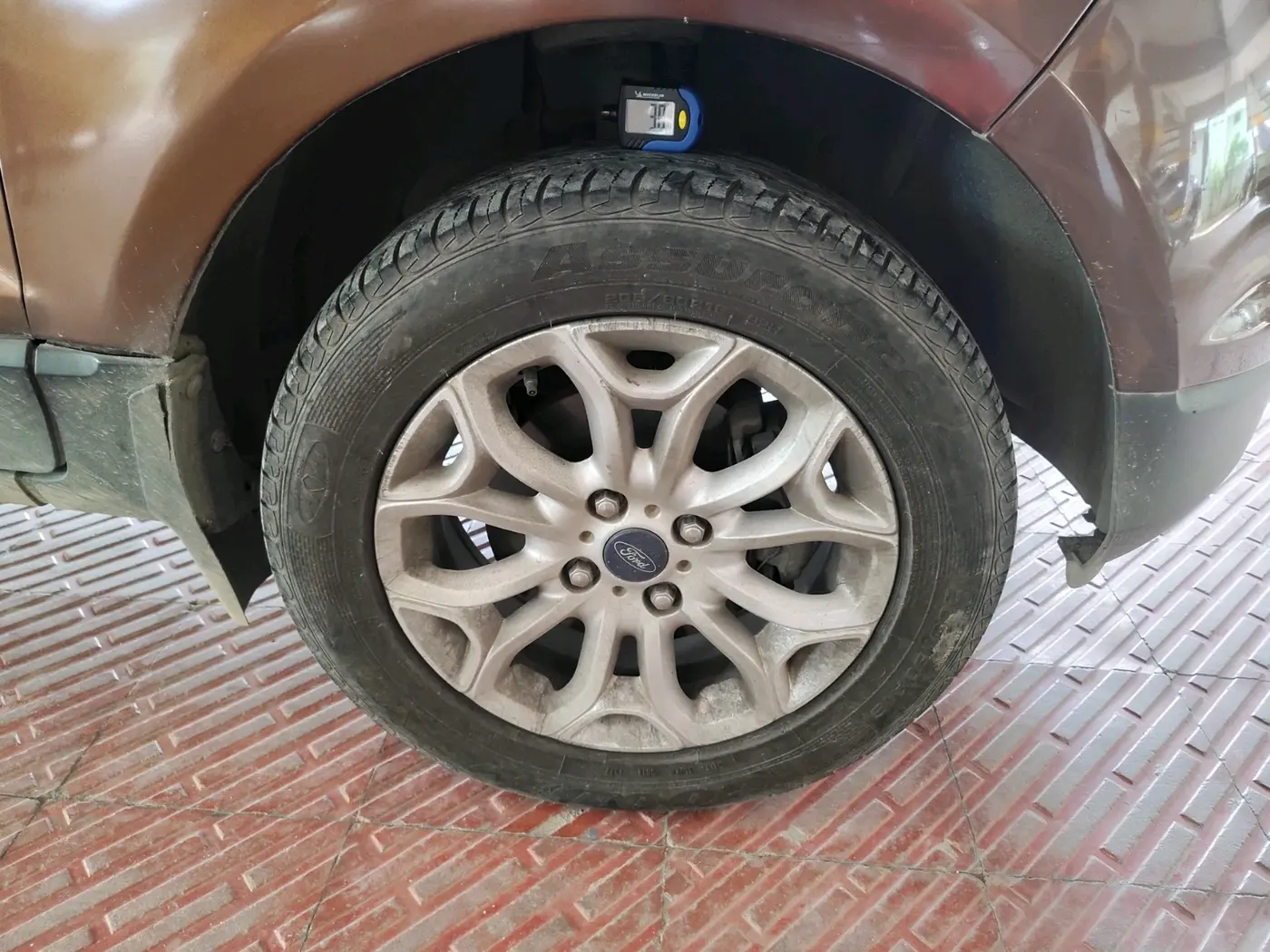 2017 Ford Ecosport TITANIUM 1.5L PETROL, Petrol, Manual, 68,149 km, tyre