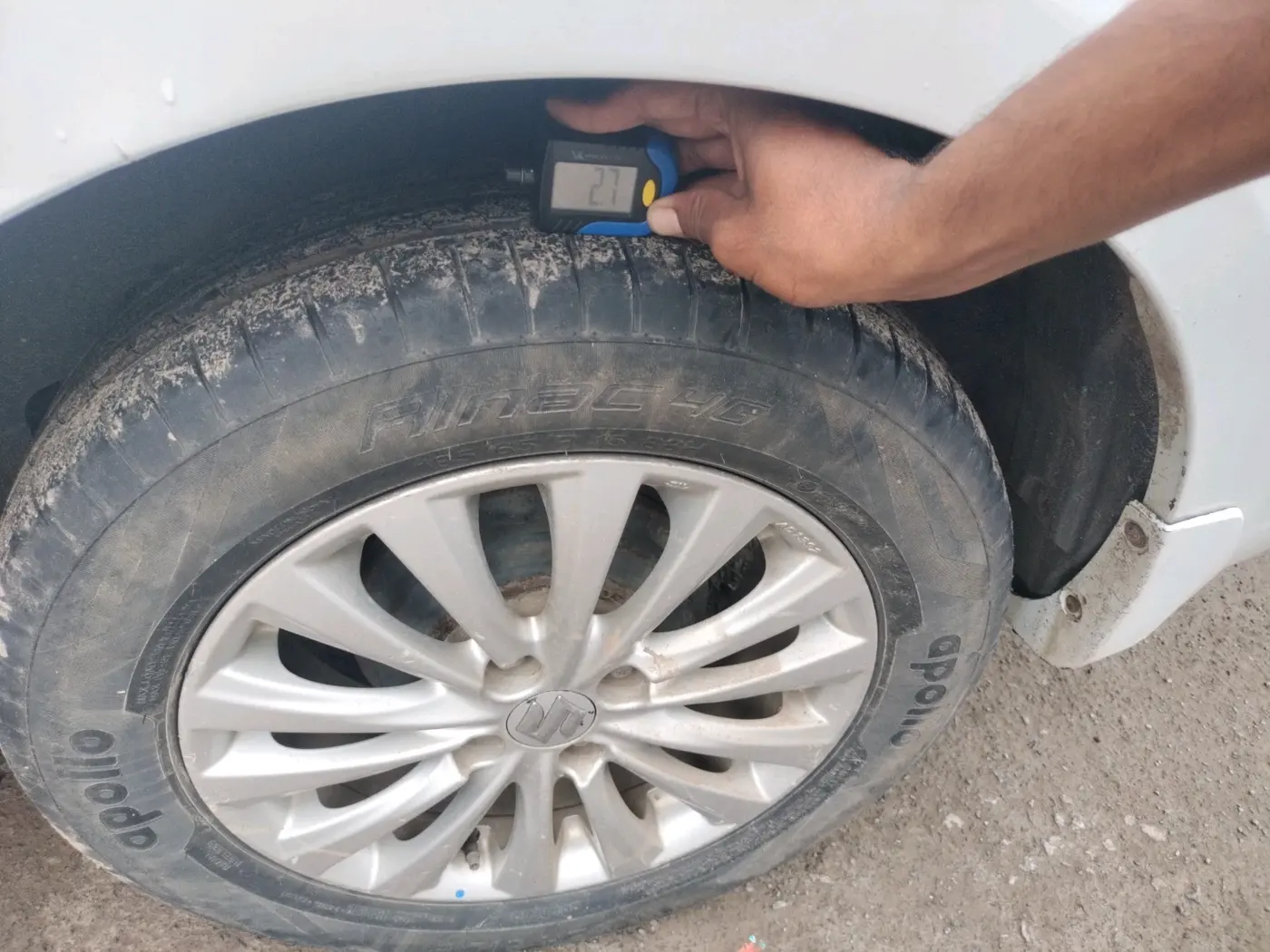 2017 Maruti Ciaz ZDI SHVS, Diesel, Manual, 1,32,492 km, tyre