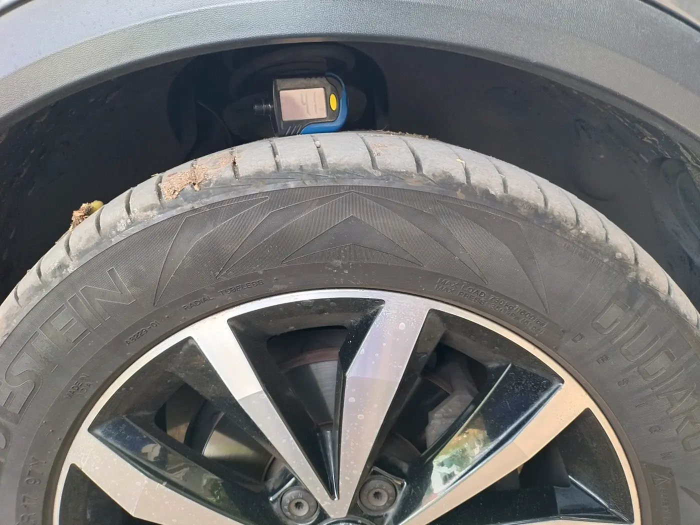 2021 Volkswagen T-ROC 1.5 TSI AT, Petrol, Automatic, 56,086 km, tyre