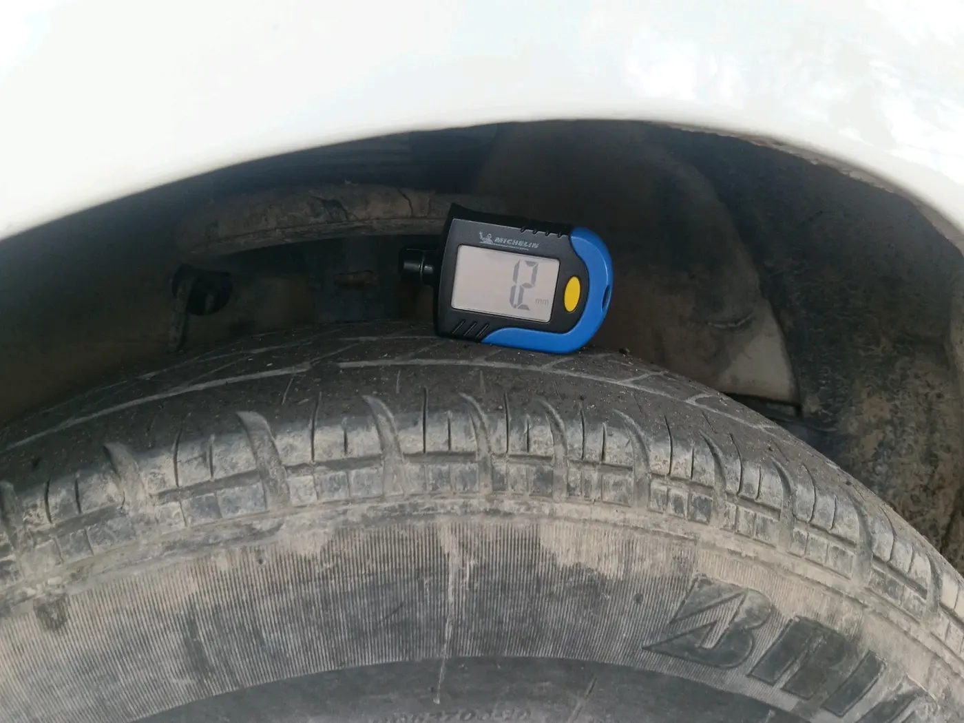 2013 Maruti Ritz VDI, Diesel, Manual, 1,22,720 km, tyre