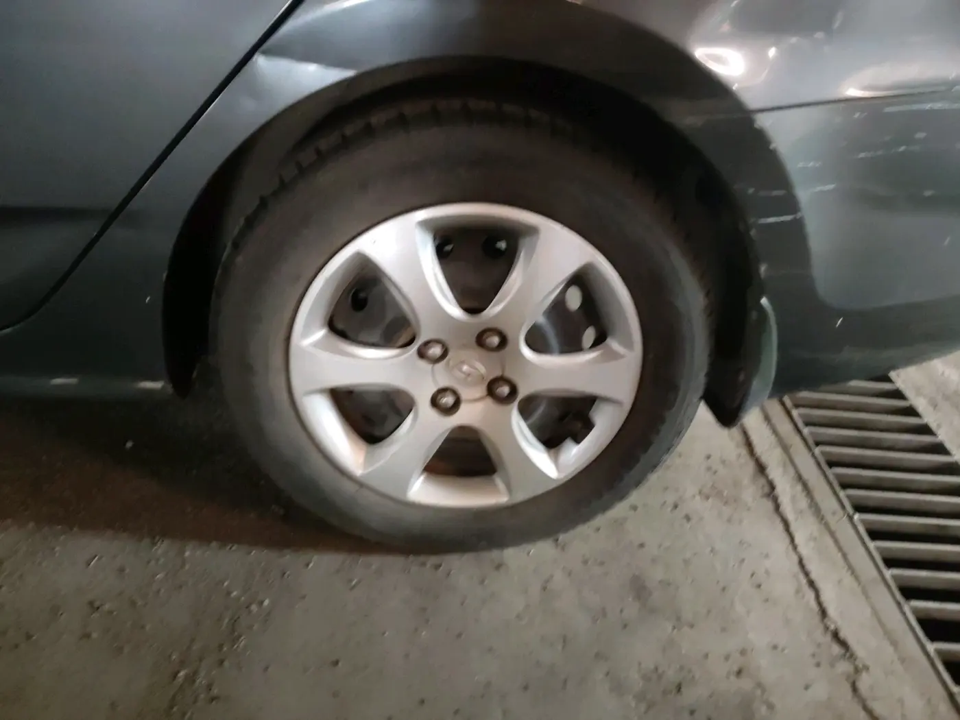 2013 Hyundai Verna FLUIDIC 1.4 VTVT, Petrol, Manual, 96,995 km, tyre
