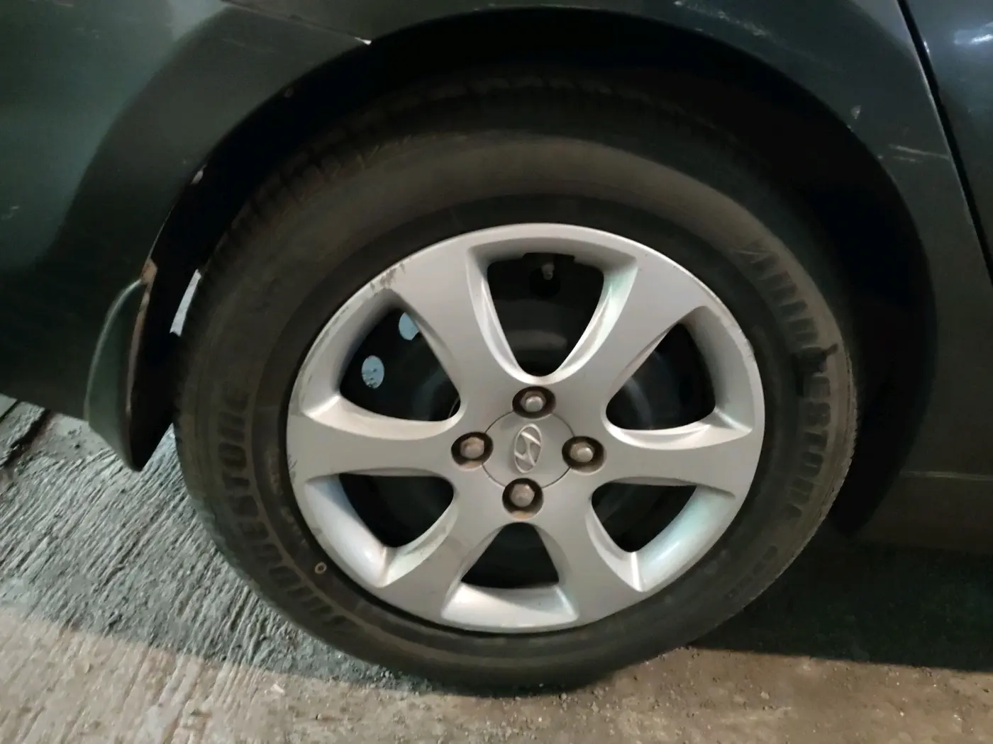 2013 Hyundai Verna FLUIDIC 1.4 VTVT, Petrol, Manual, 96,995 km, tyre