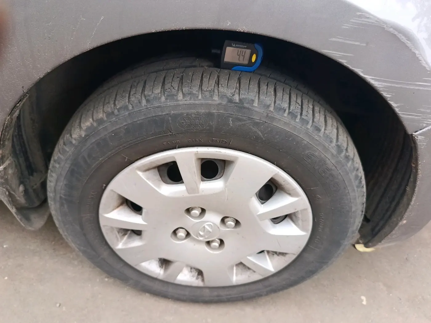 2013 Hyundai i20 MAGNA (O) 1.2, Petrol, Manual, 94,388 km, tyre