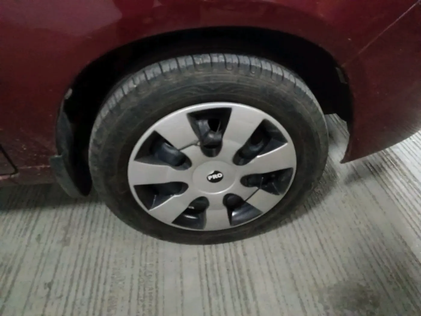 2011 Maruti Alto K10 VXI, Petrol, Manual, 60,421 km, tyre
