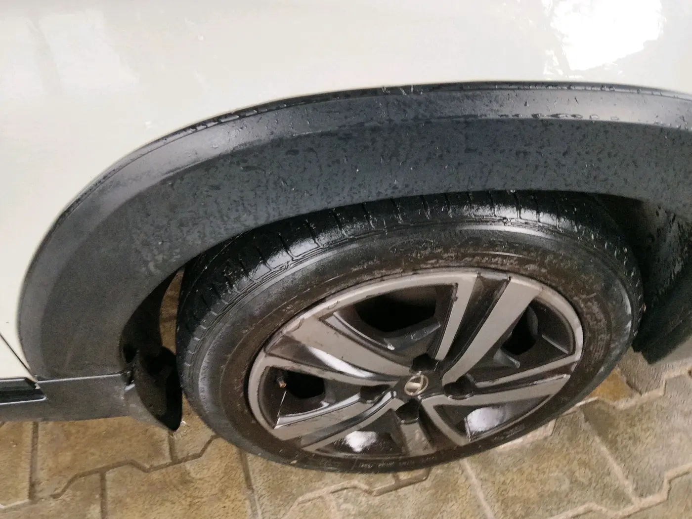 2021 Tata TIAGO NRG XZ MT, Petrol, Manual, 35,436 km, tyre