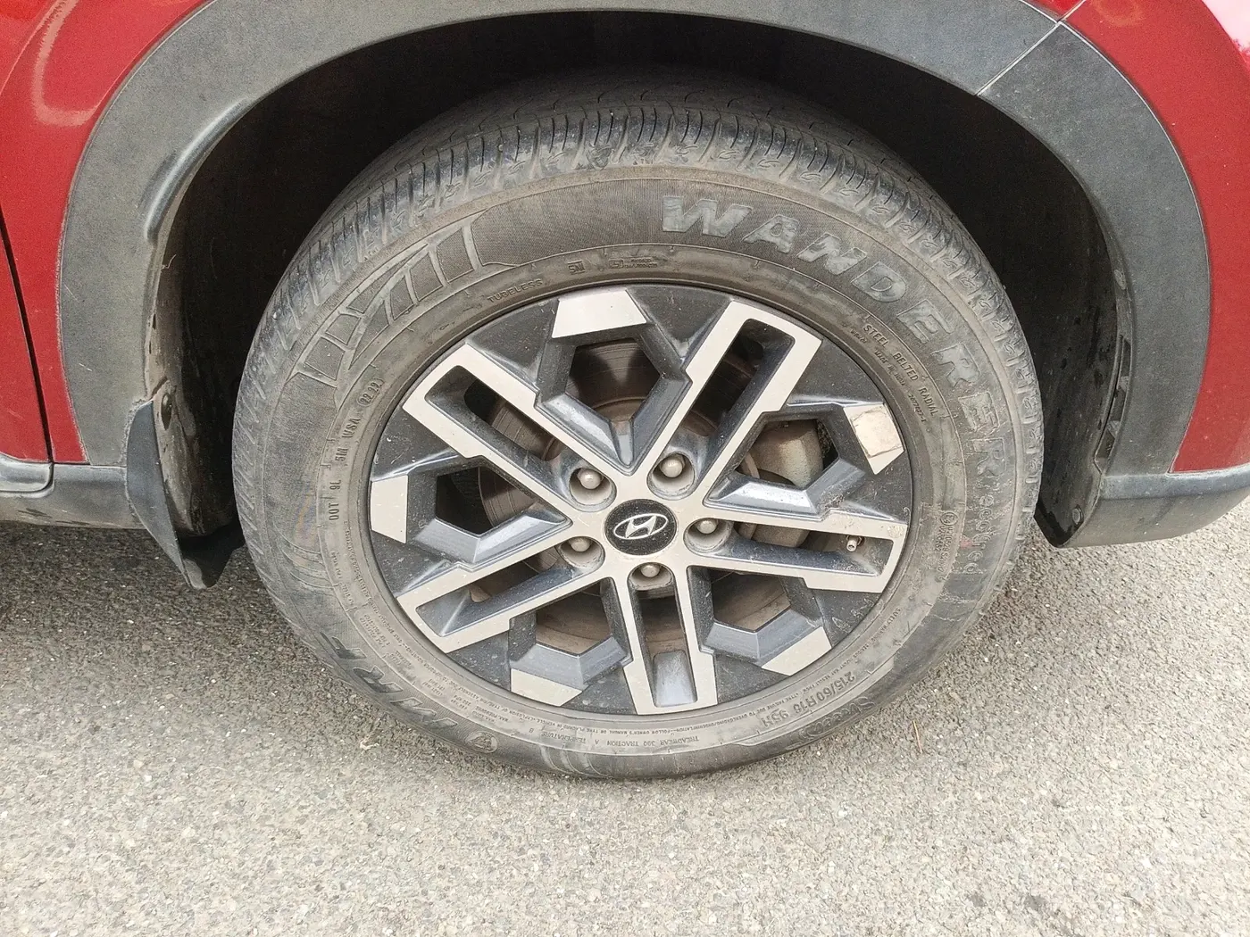 2022 Hyundai VENUE SX 1.0 (O) TURBO IMT DUAL TONE, Petrol, Manual, 19,276 km, tyre