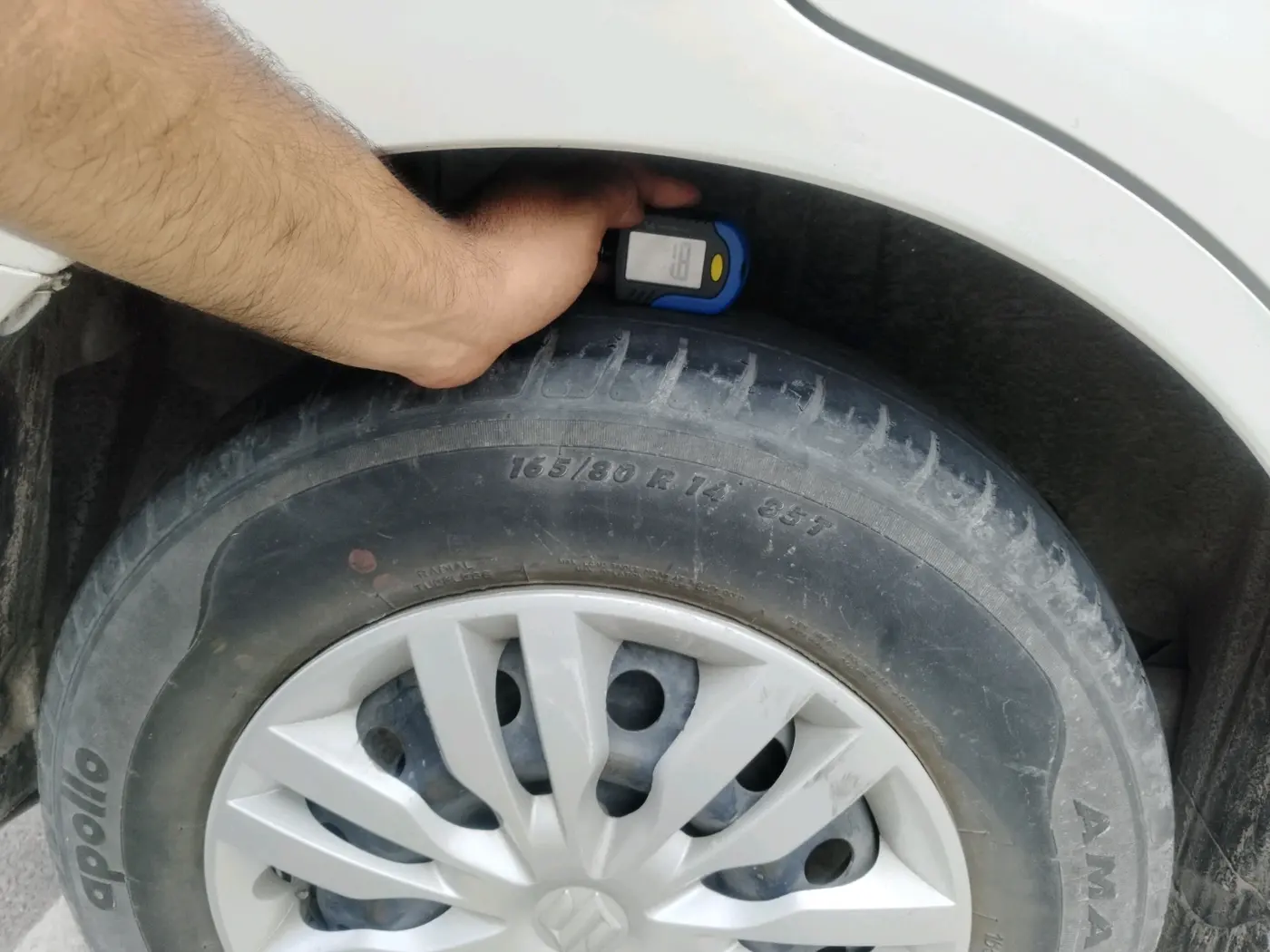 2020 Maruti Dzire VXI, Petrol, Manual, 74,258 km, tyre