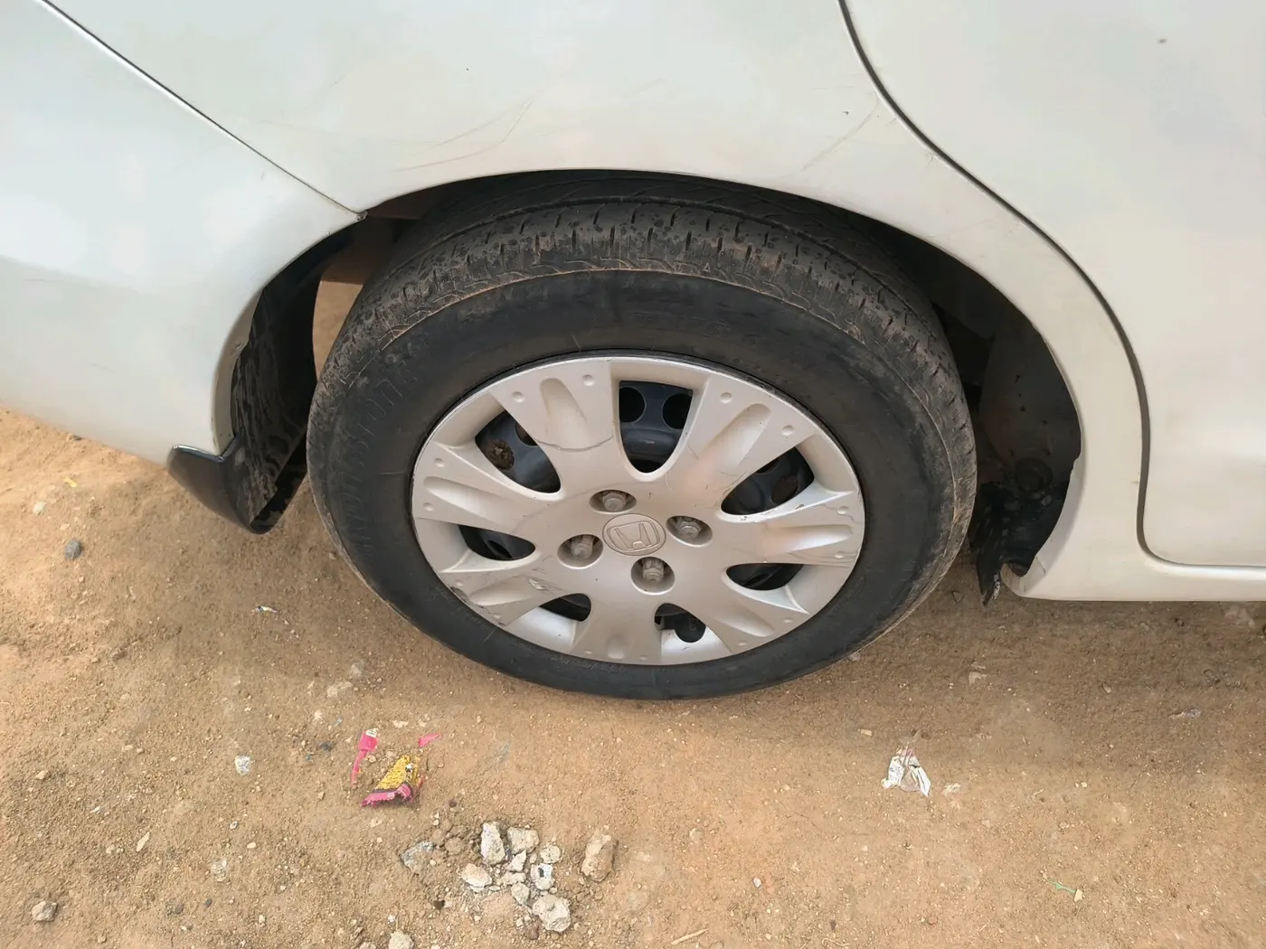 2015 Honda Amaze 1.2L I-VTEC S, Petrol, Manual, 61,942 km, tyre