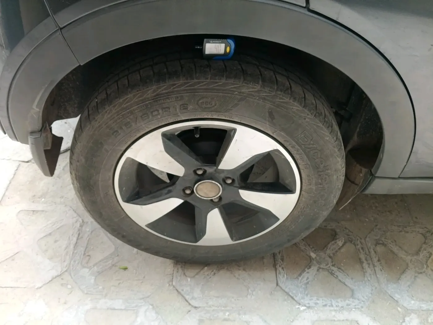 2019 Tata NEXON XZA PLUS PETROL, Petrol, Automatic, 47,574 km, tyre