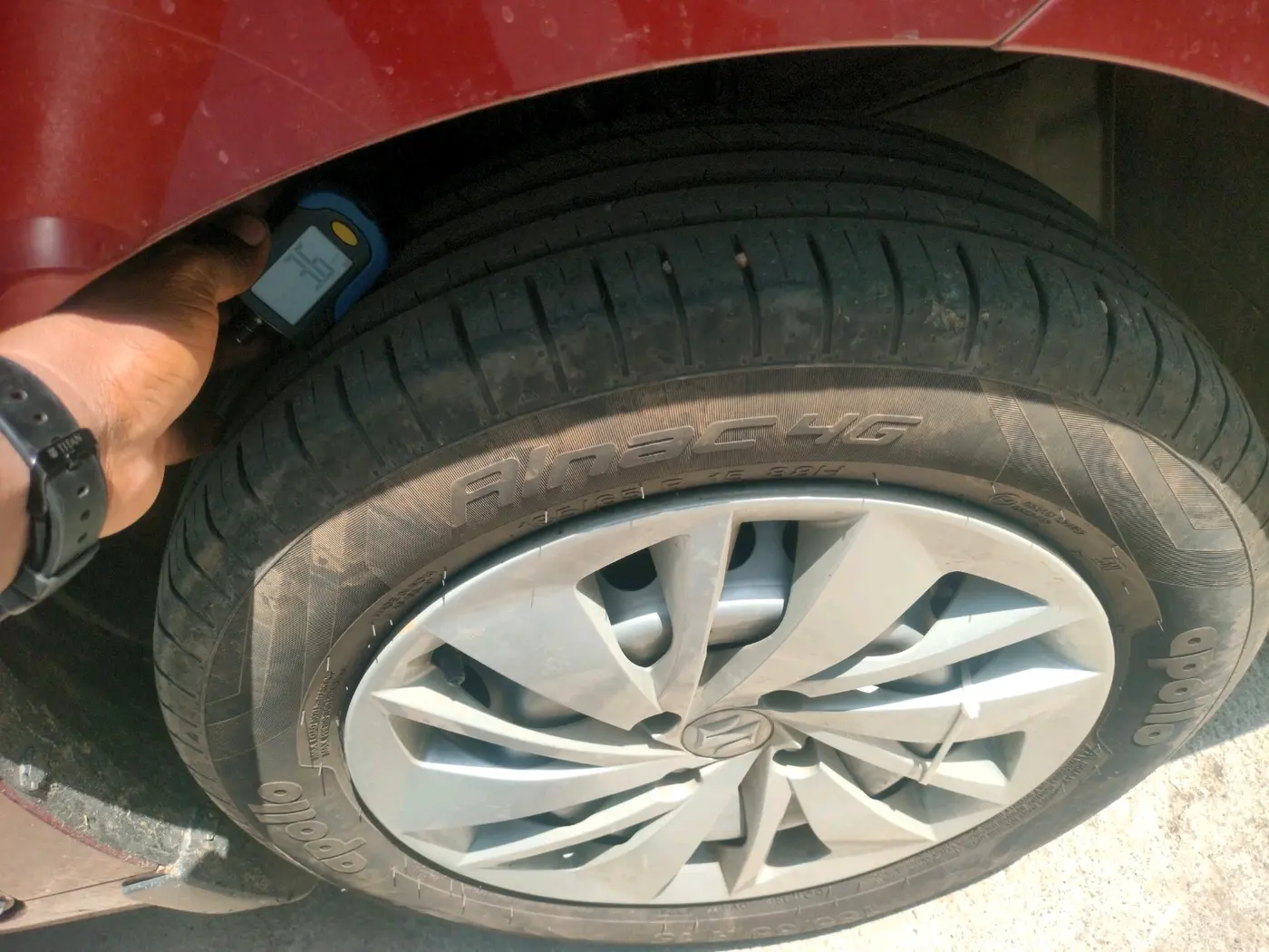 2024 Maruti Baleno SIGMA PETROL 1.2, Petrol, Manual, 22,879 km, tyre