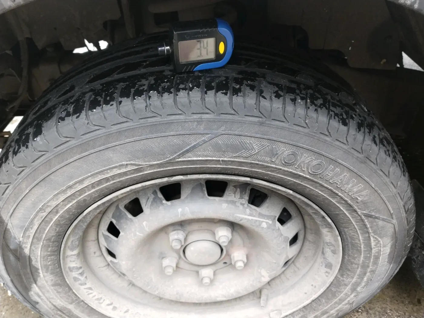 2012 Mahindra Xylo D4, Diesel, Manual, 1,06,083 km, tyre