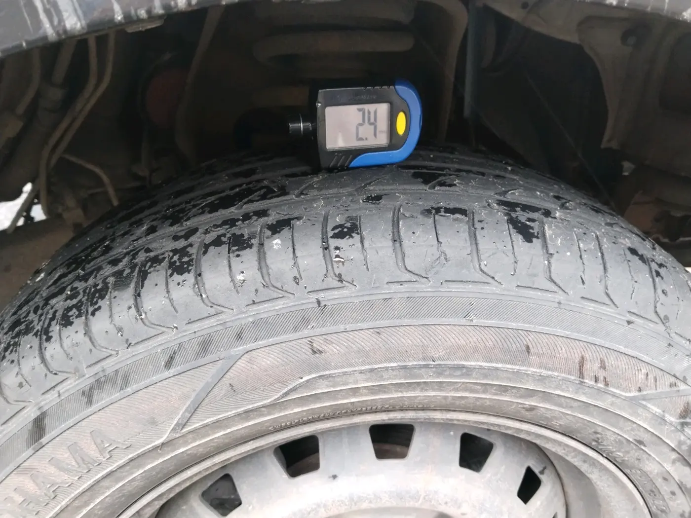 2012 Mahindra Xylo D4, Diesel, Manual, 1,06,083 km, tyre