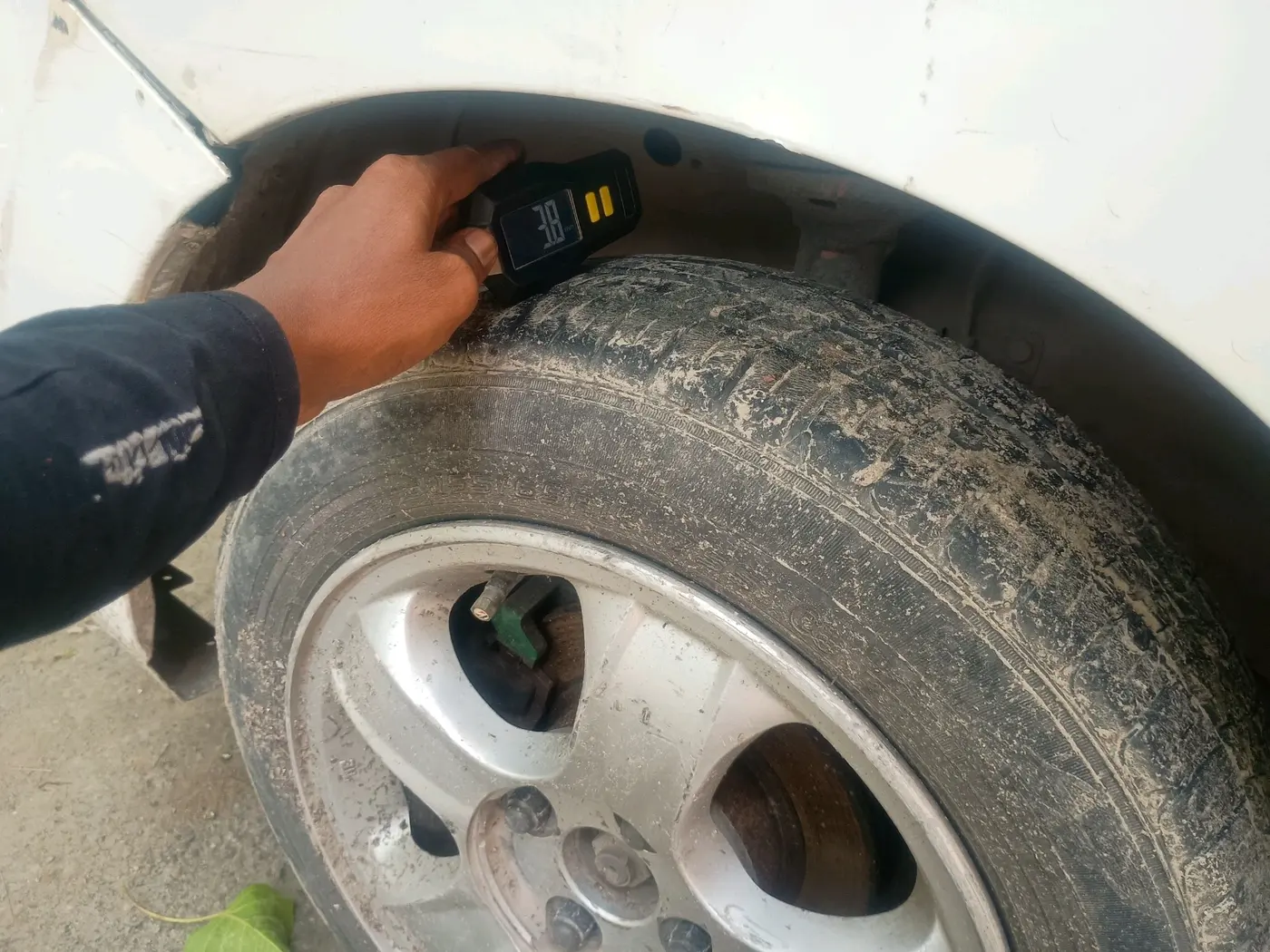 2014 Maruti Wagon R 1.0 LXI CNG, CNG, Manual, 1,29,978 km, tyre