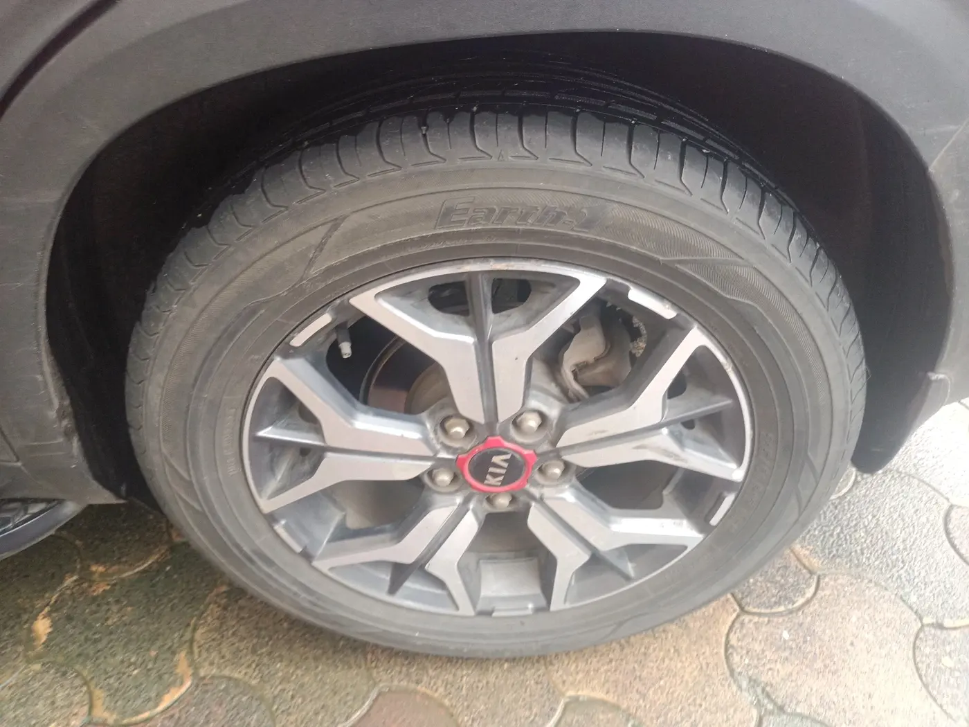 2019 KIA SELTOS GTX PLUS DCT 1.4 PETROL, Petrol, Automatic, 1,11,682 km, tyre
