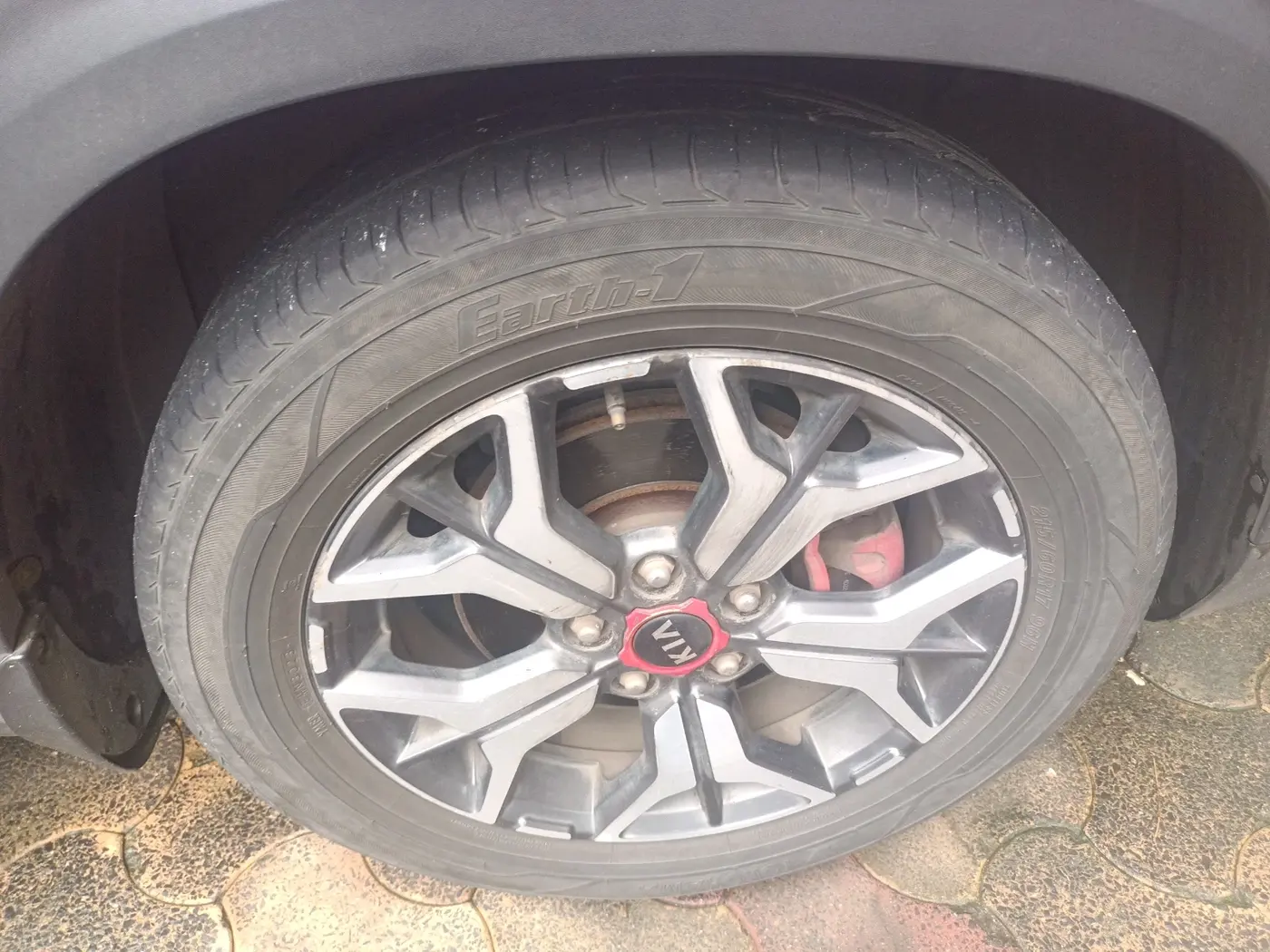 2019 KIA SELTOS GTX PLUS DCT 1.4 PETROL, Petrol, Automatic, 1,11,682 km, tyre