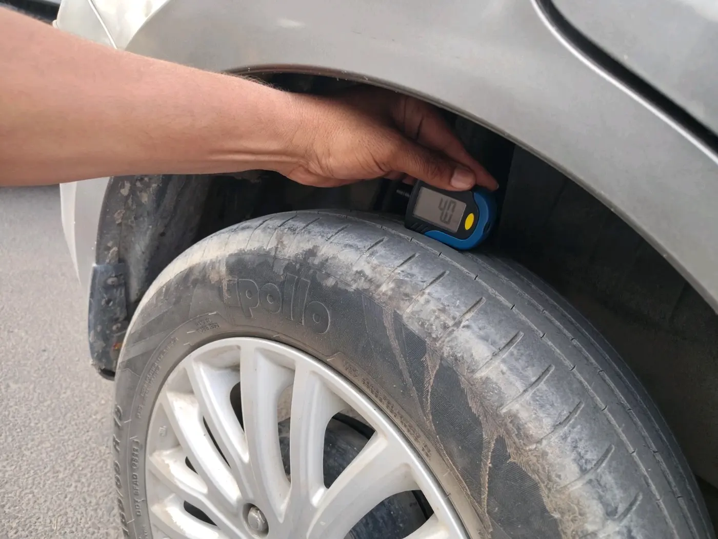 2022 Maruti Dzire ZXI CNG, CNG, Manual, 47,257 km, tyre