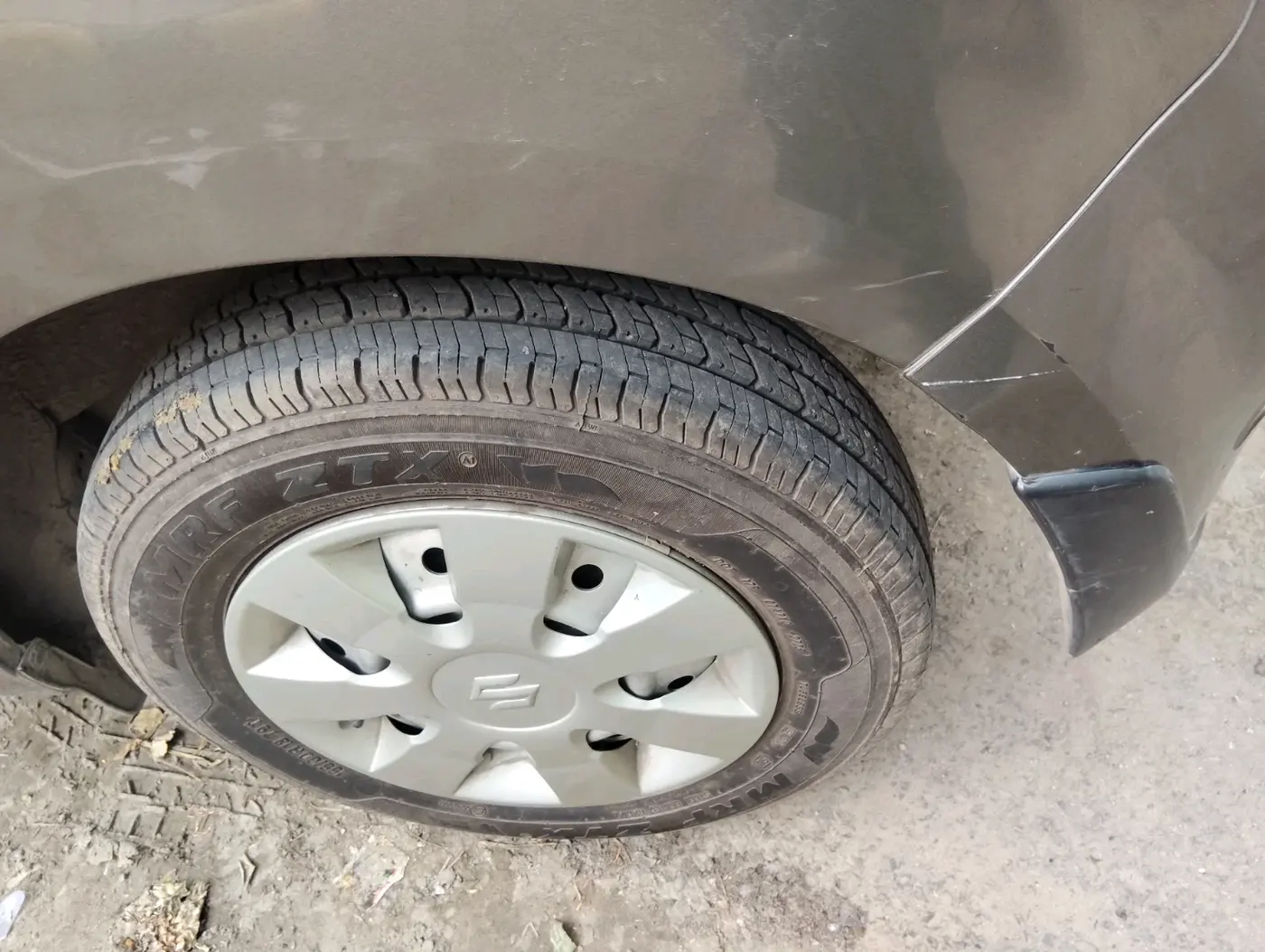 2020 Maruti New Wagon-R LXI CNG 1.0, CNG, Manual, 86,083 km, tyre