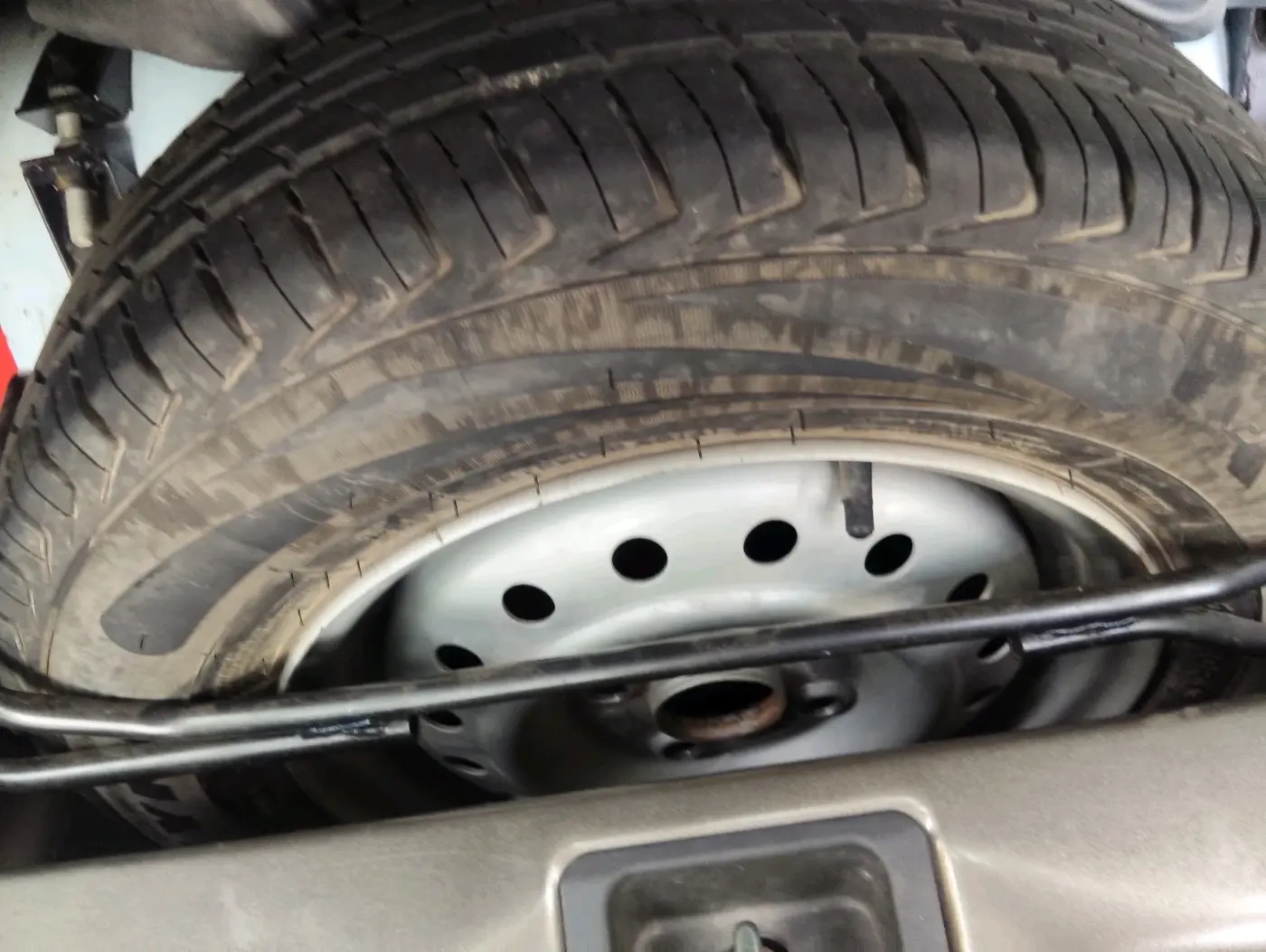 2020 Maruti New Wagon-R LXI CNG 1.0, CNG, Manual, 86,083 km, tyre
