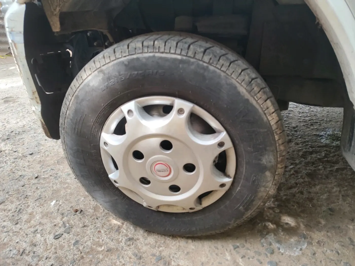 2023 Mahindra Bolero B4, Diesel, Manual, 77,238 km, tyre