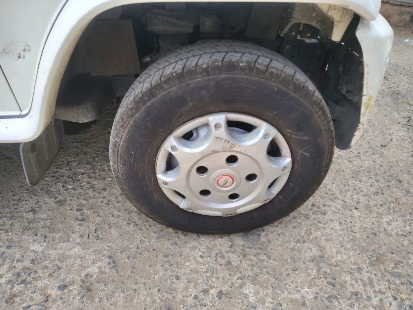 2023 Mahindra Bolero B4, Diesel, Manual, 77,238 km, tyre