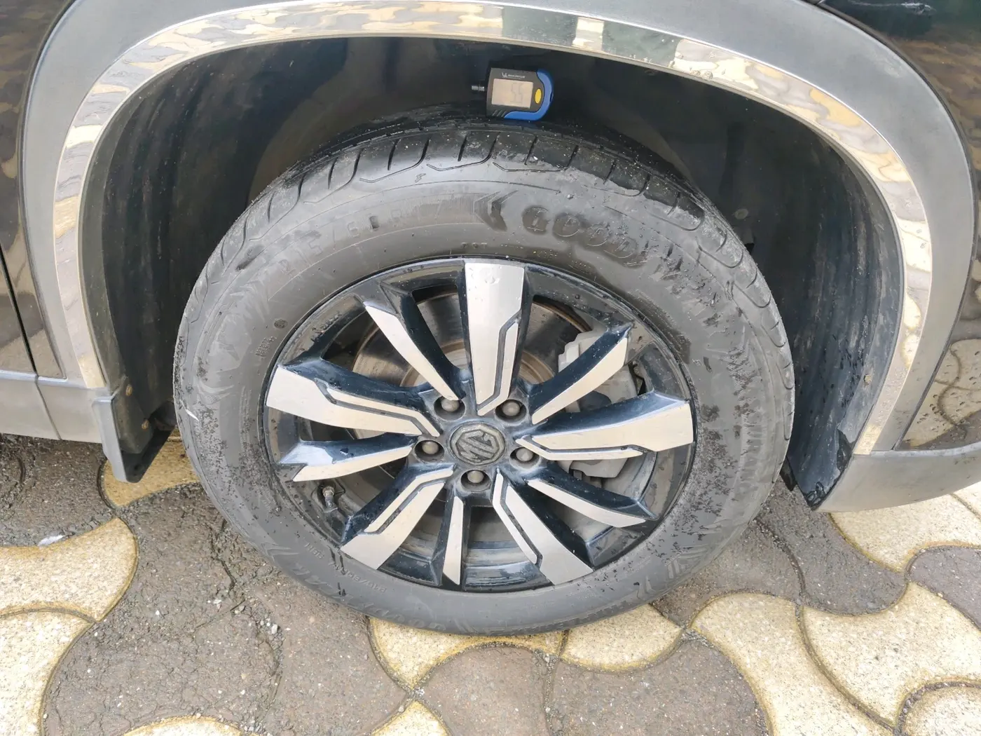 2020 MG HECTOR SHARP HYBRID 1.5 PETROL, Petrol, Manual, 77,715 km, tyre