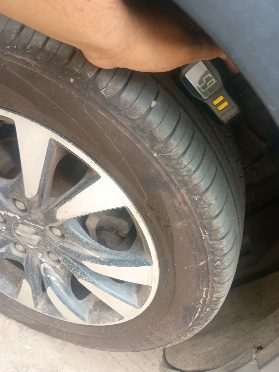 2017 Maruti S Cross ZETA 1.3, Diesel, Manual, 1,17,319 km, tyre