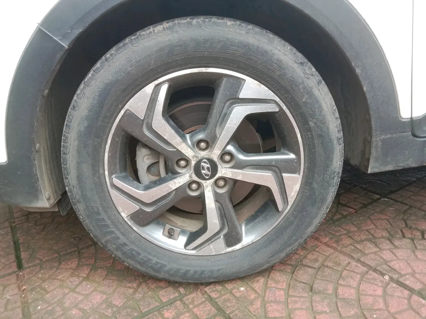 2018 Hyundai Creta SX AT 1.6 PETROL, Petrol, Automatic, 31,806 km, tyre