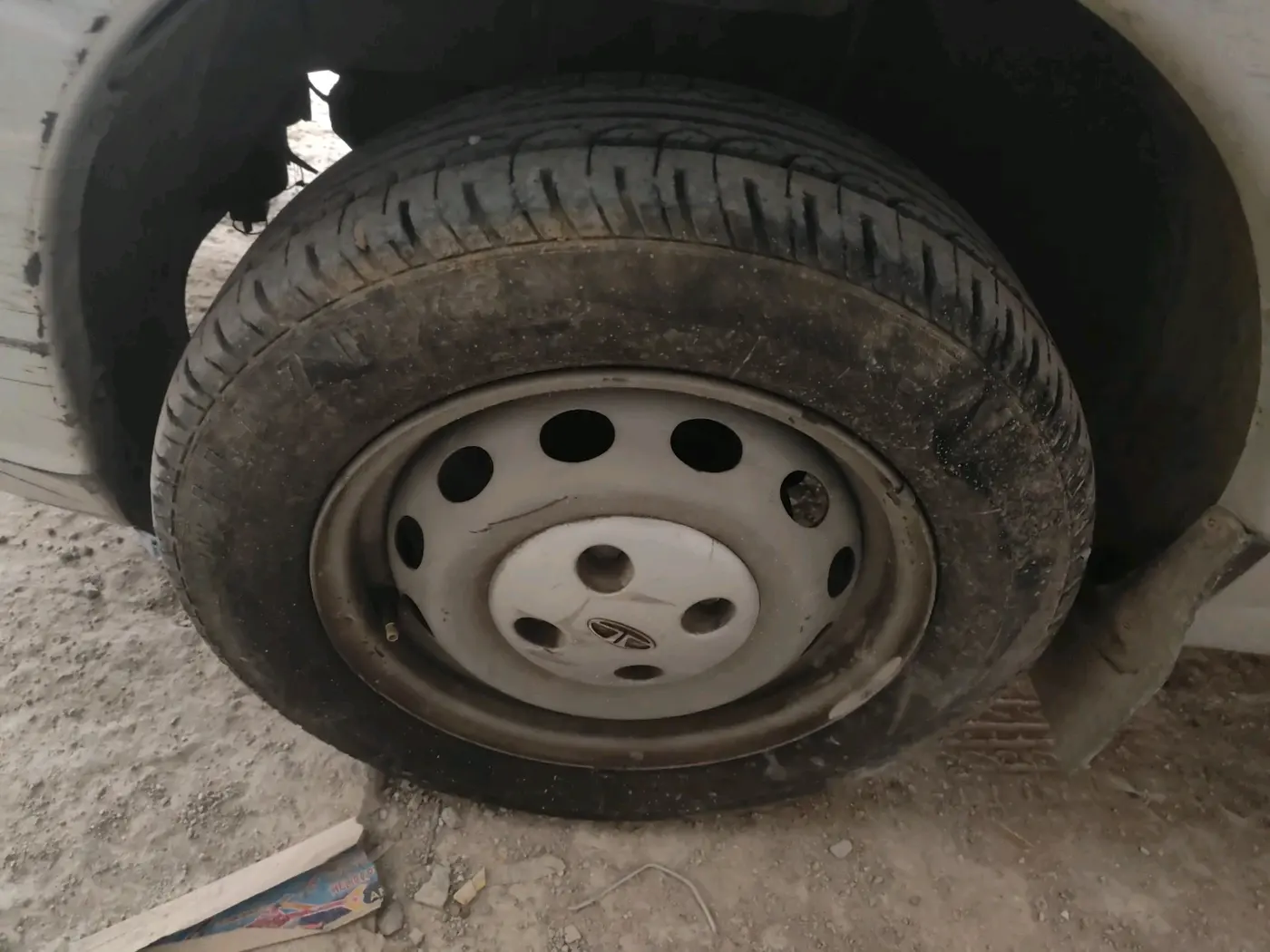 2016 Tata Indigo ECS LS CR4, Diesel, Manual, 1,31,834 km, tyre