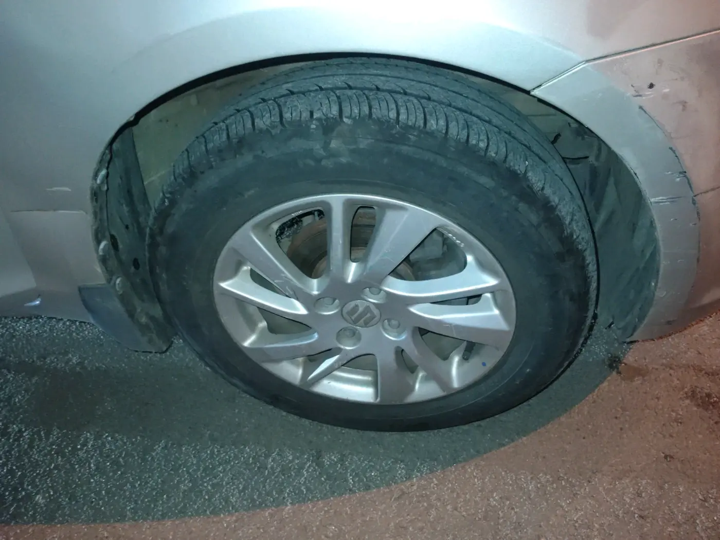 2014 Maruti Swift ZXI, Petrol, Manual, 76,860 km, tyre