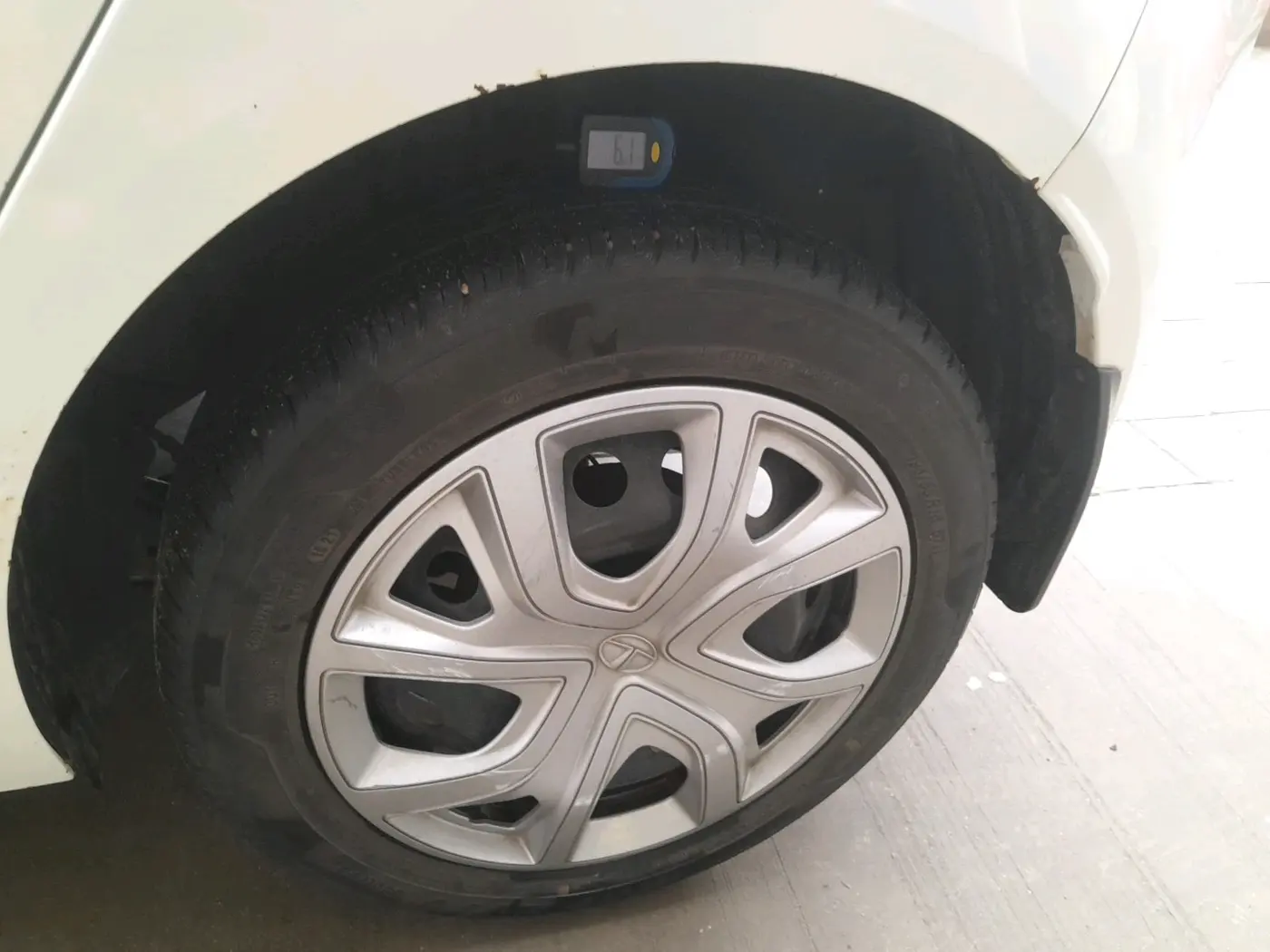 2021 Tata ALTROZ XM PLUS PETROL, Petrol, Manual, 59,123 km, tyre