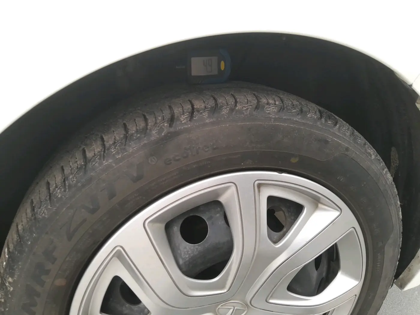 2021 Tata ALTROZ XM PLUS PETROL, Petrol, Manual, 59,123 km, tyre