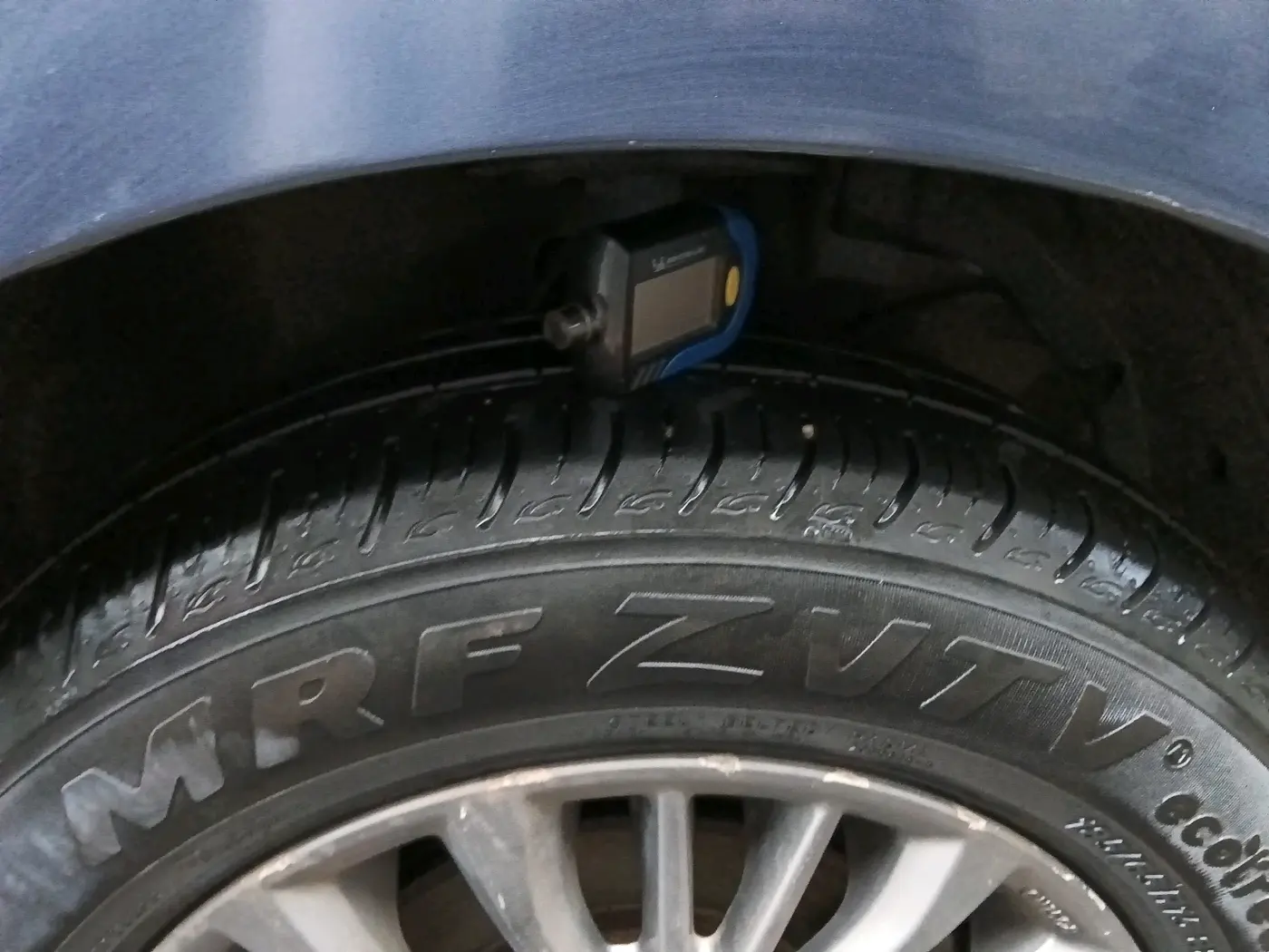2020 Maruti Ertiga ZXI SHVS, Petrol, Manual, 73,139 km, tyre