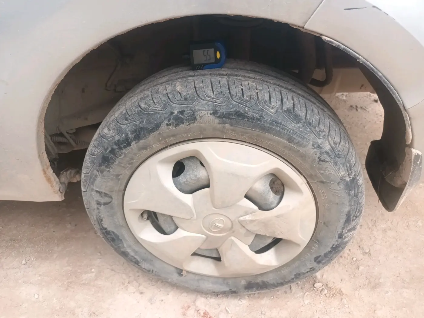 2021 Tata TIGOR XM PETROL, Petrol, Manual, 25,075 km, tyre