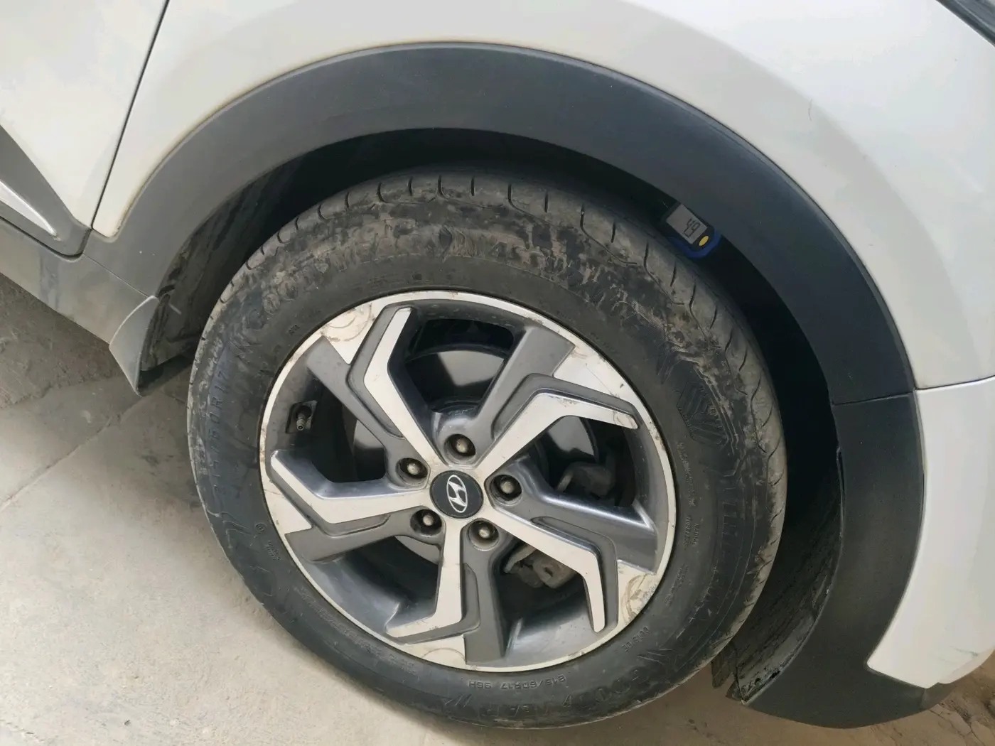 2019 Hyundai Creta SX AT 1.6 PETROL, Petrol, Automatic, 1,21,358 km, tyre